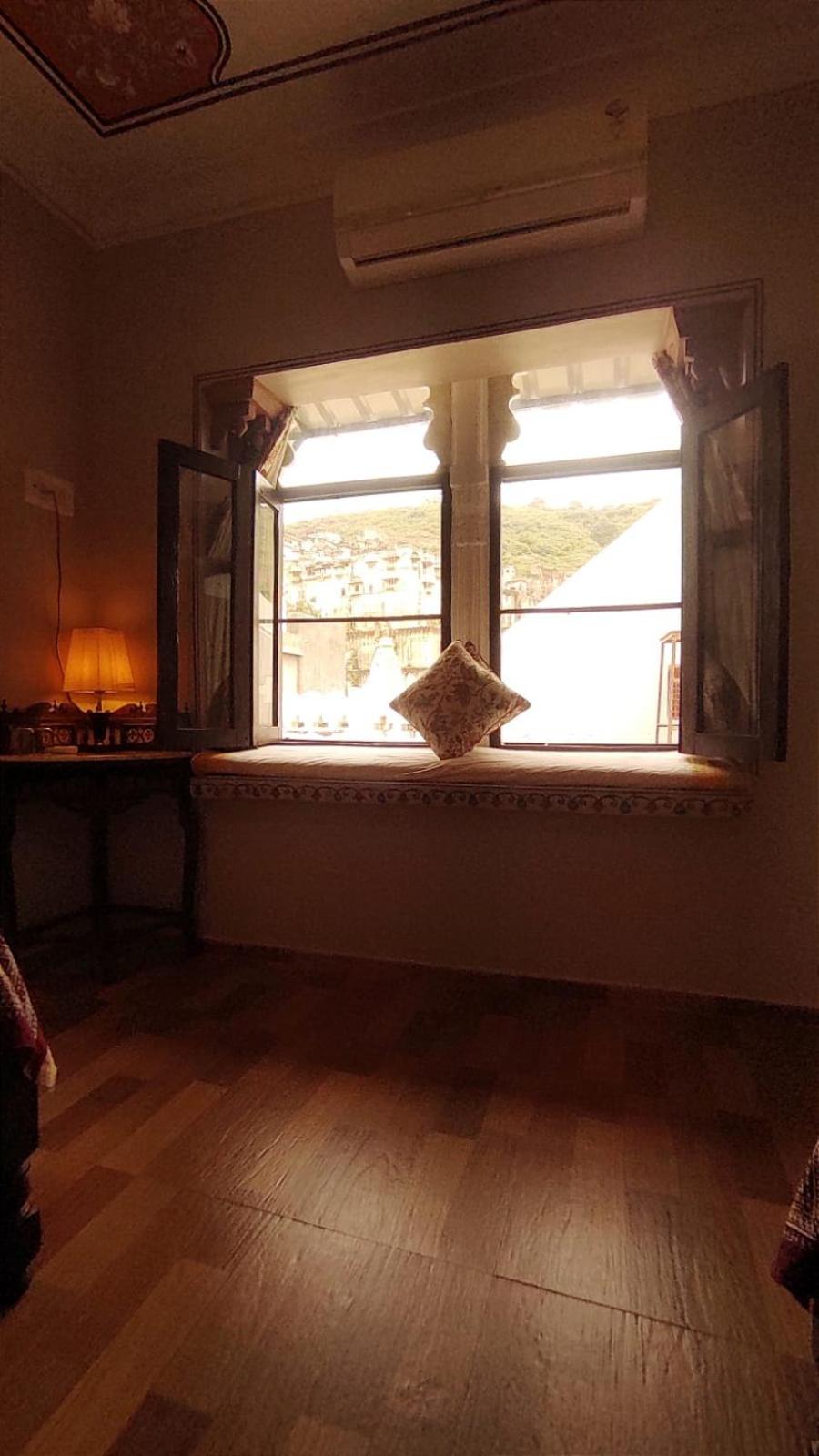 Deluxe Double Room with Castle View - Photo 5