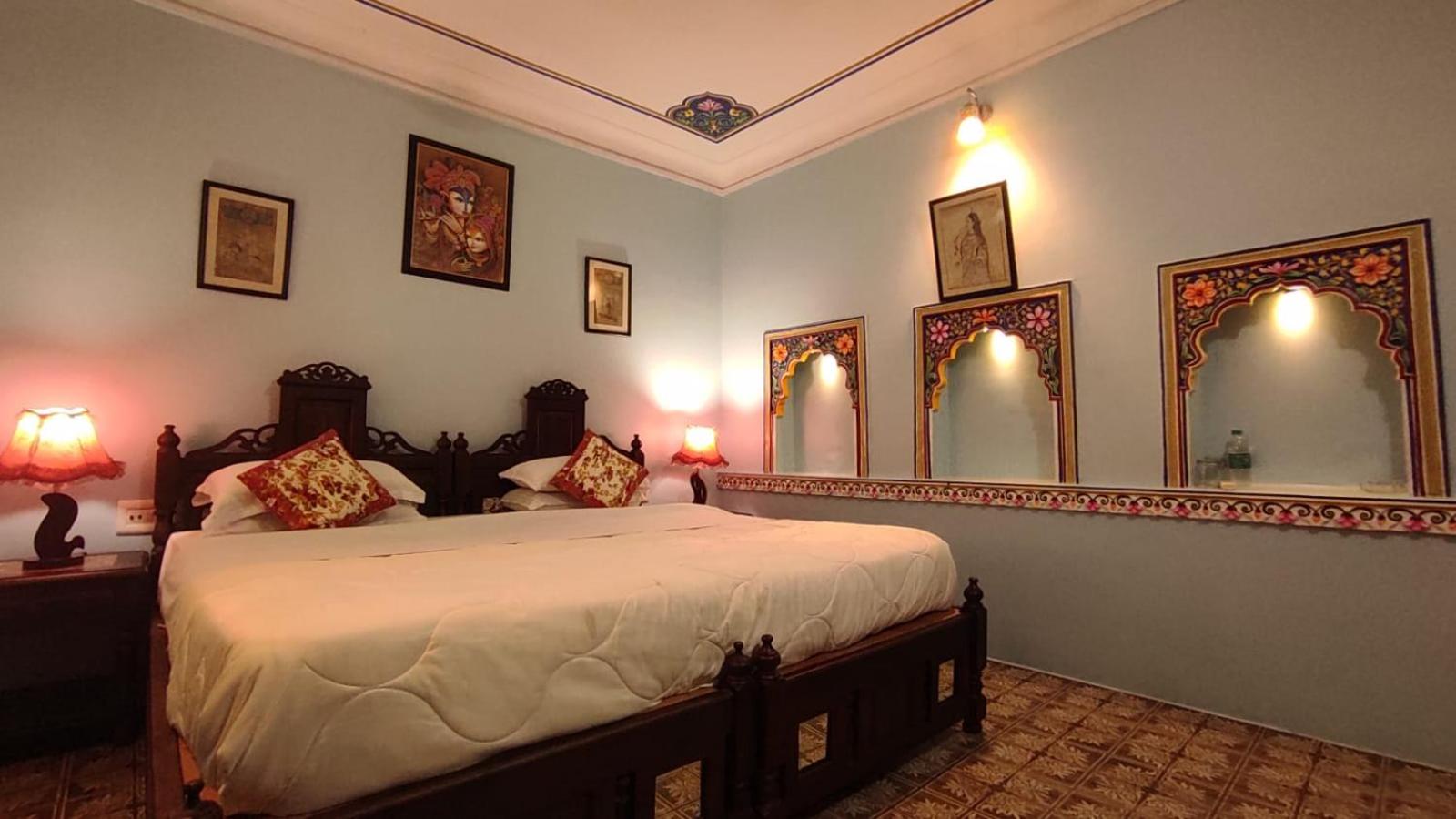 Deluxe Double Room with Castle View - Photo 8