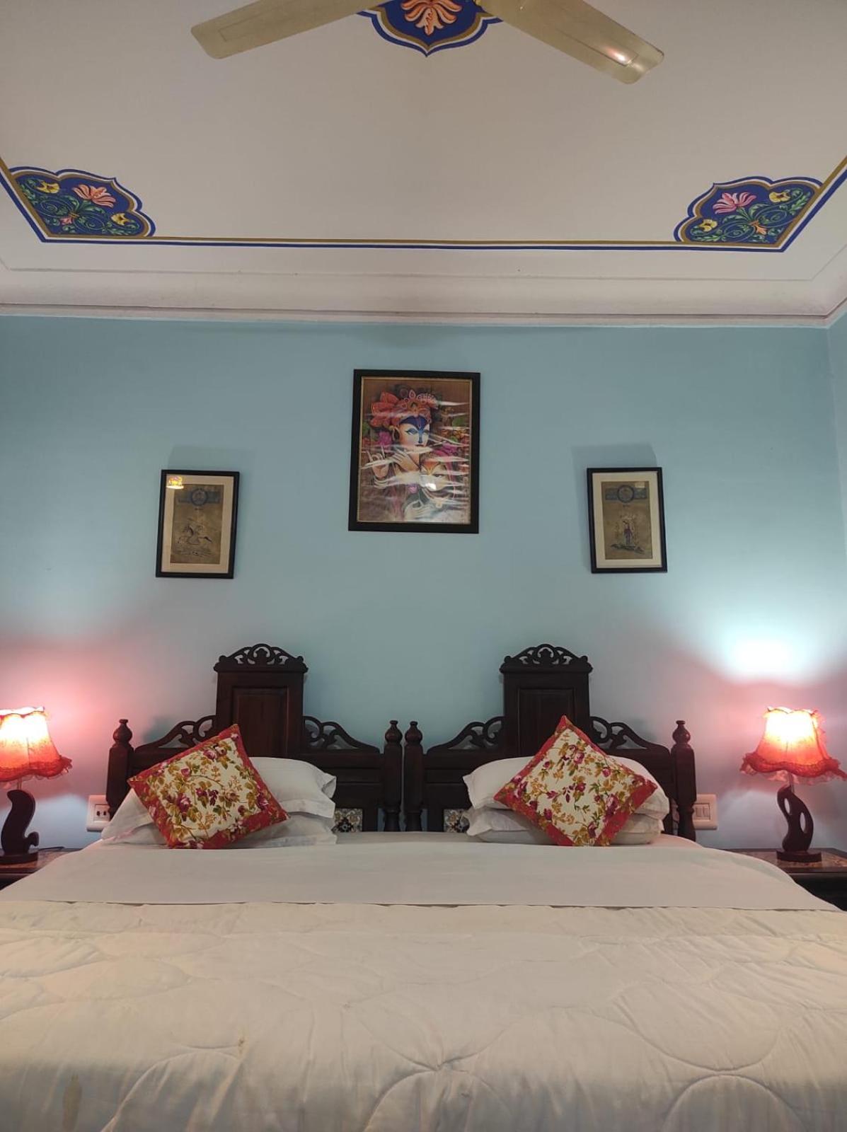 Deluxe Double Room with Castle View - Photo 16