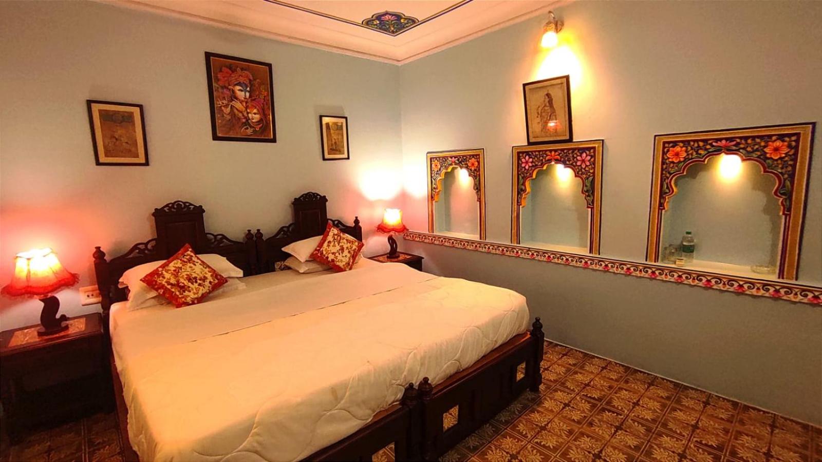 Deluxe Double Room with Castle View - Photo 17