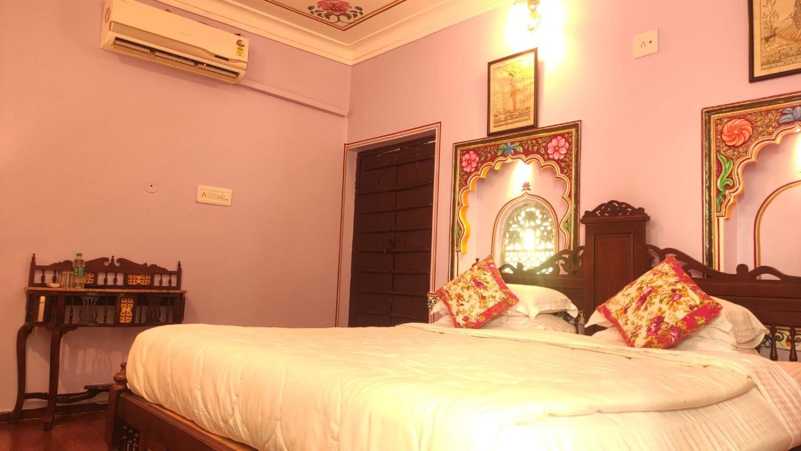 Deluxe Double Room with Castle View - Photo 20