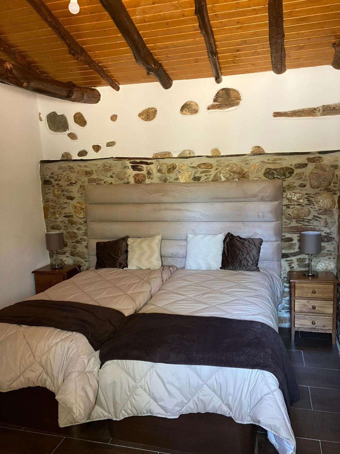 Two-Bedroom House - Photo 32