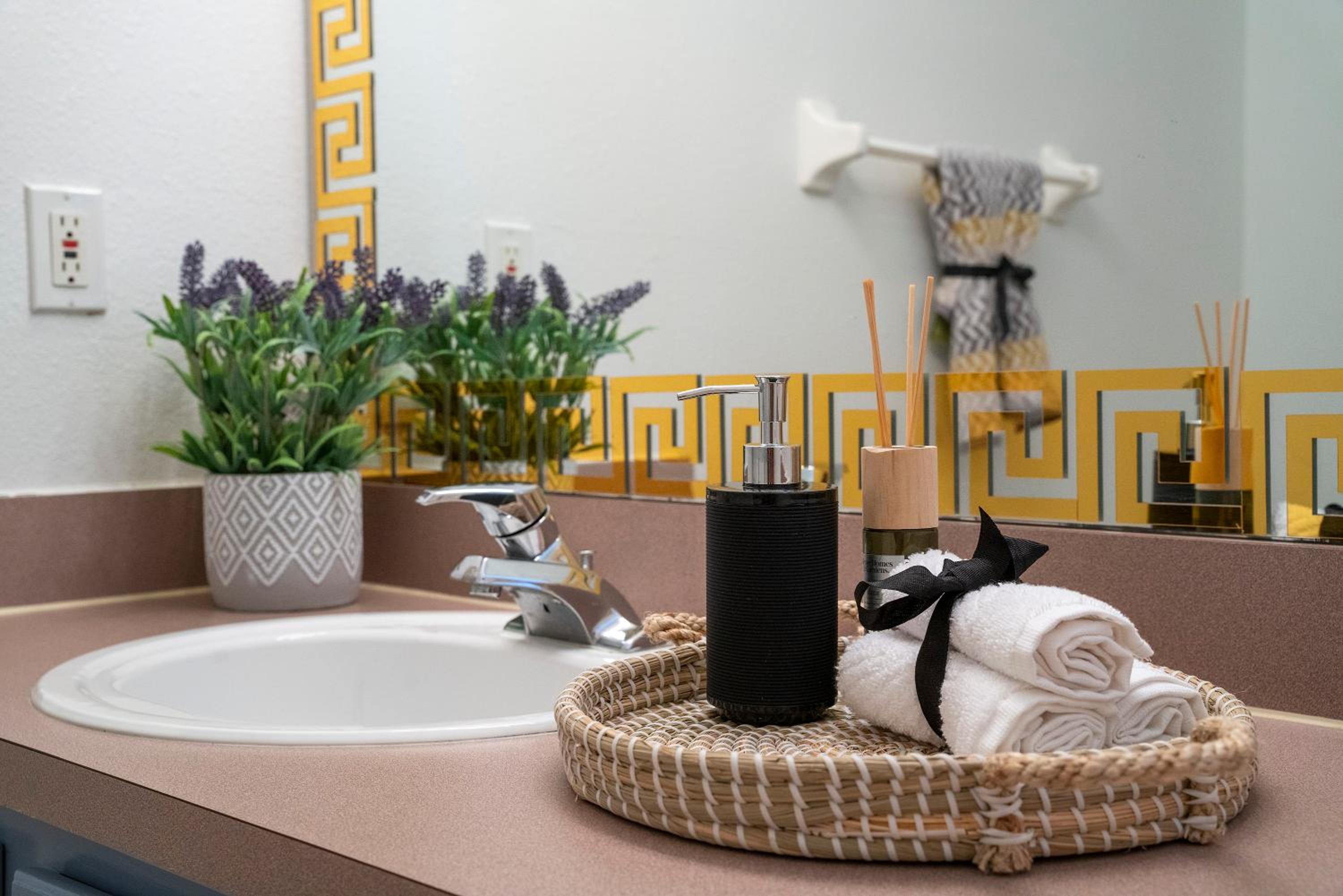 Three-Bedroom House - Photo 17