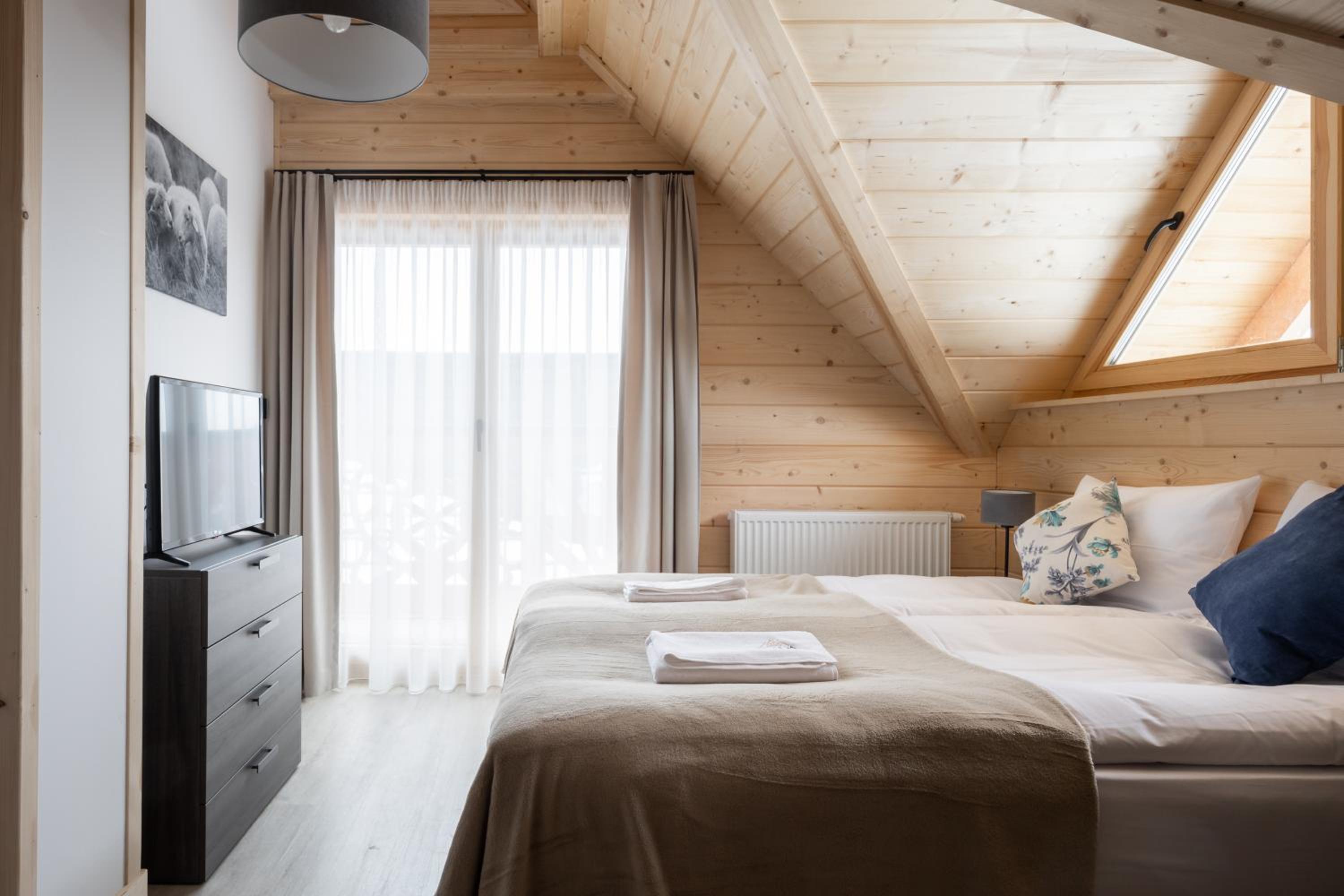 Superior Chalet - Photo 12