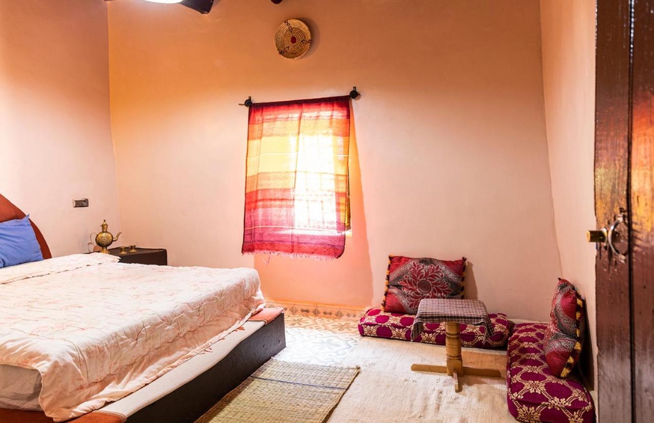 Large Double Room - Photo 8