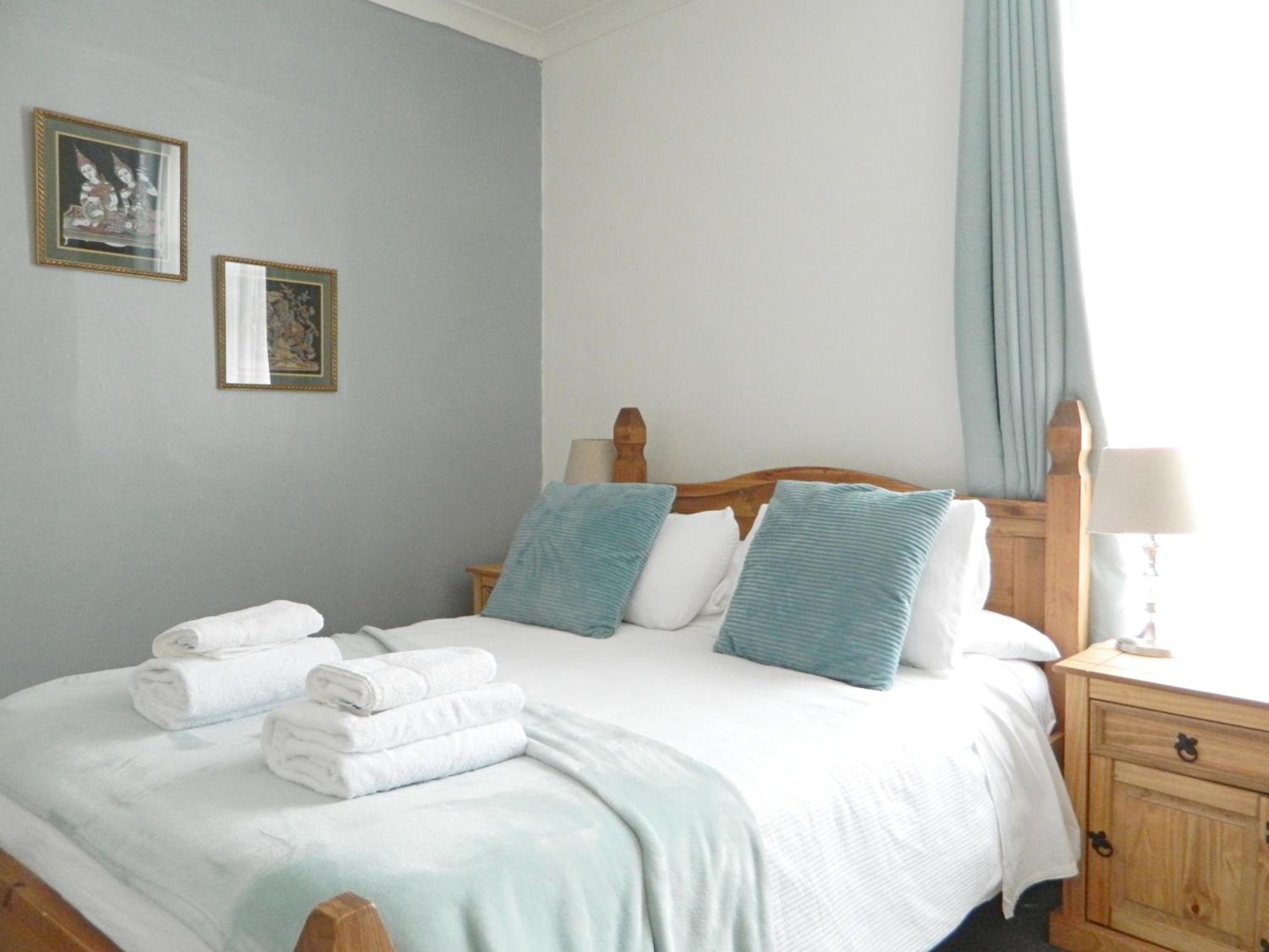 Double Room - Photo 5