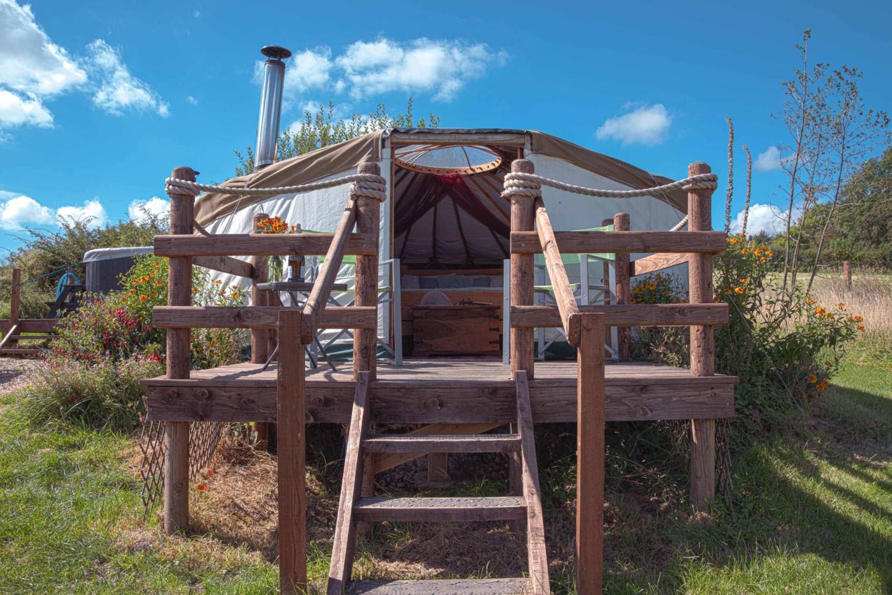 Mayflower Yurt - Photo 1
