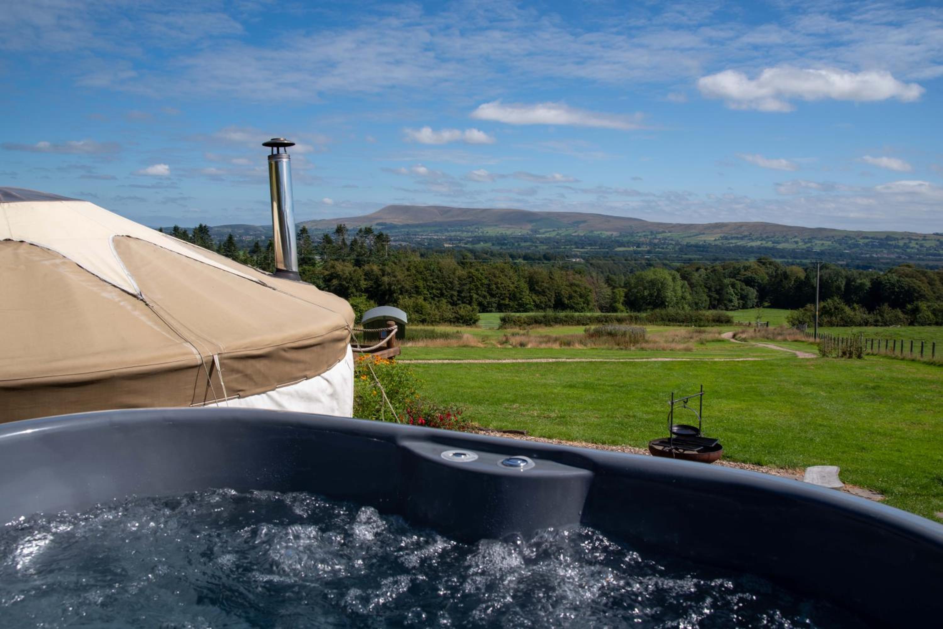Mayflower Yurt - Photo 14