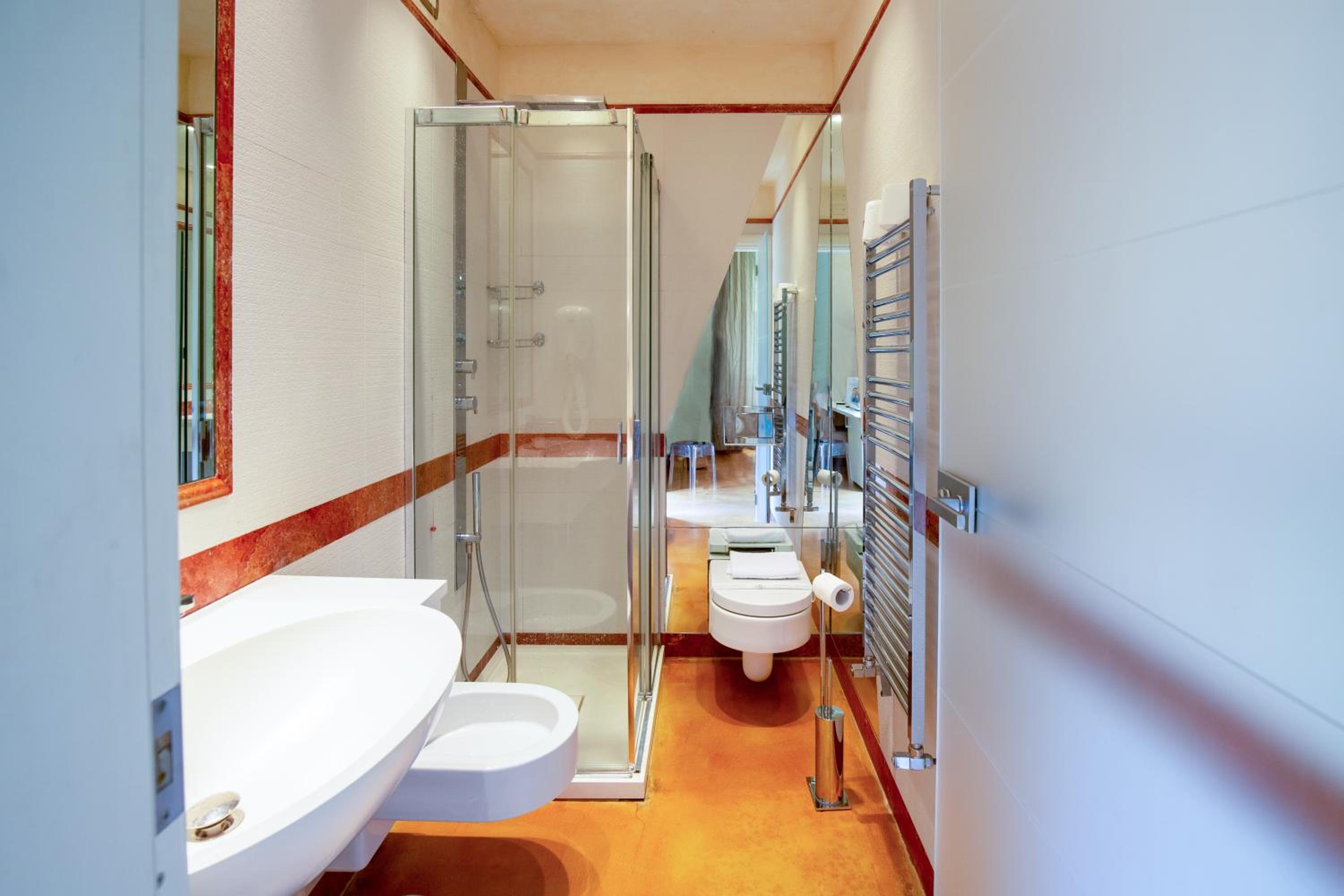 Deluxe Room with Garden View photo 2