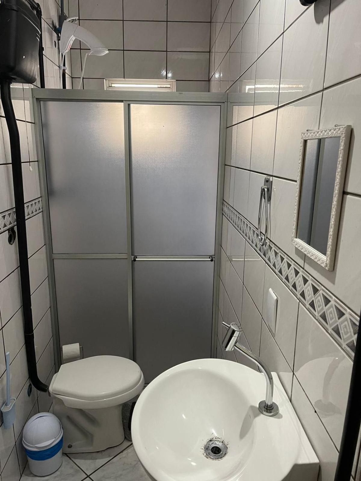 Quadruple Room with Private Bathroom - Photo 6