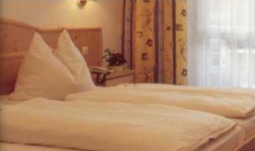 Double Room - Photo 4