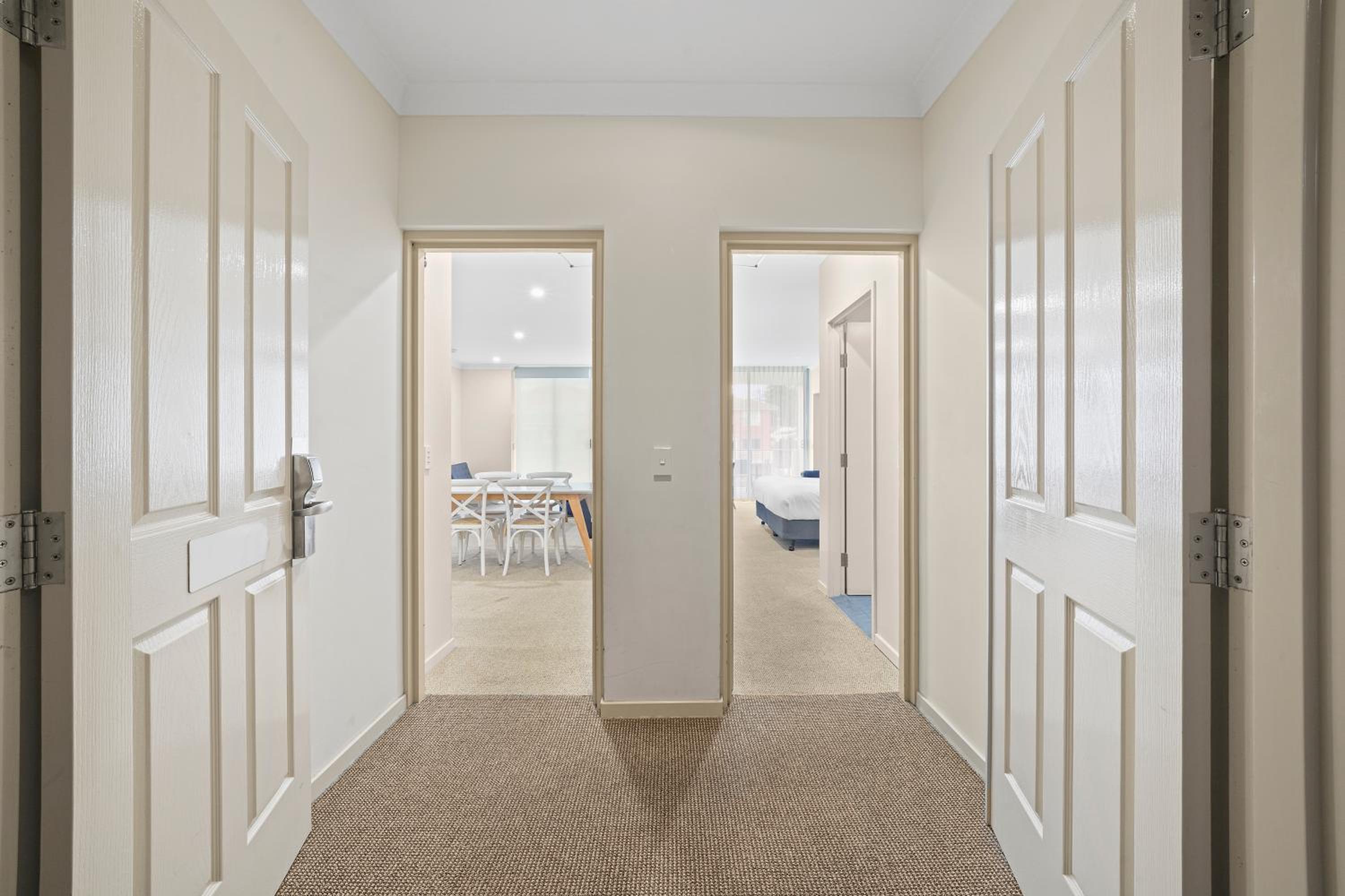 Two-Bedroom Apartment with Spa Bath photo 3