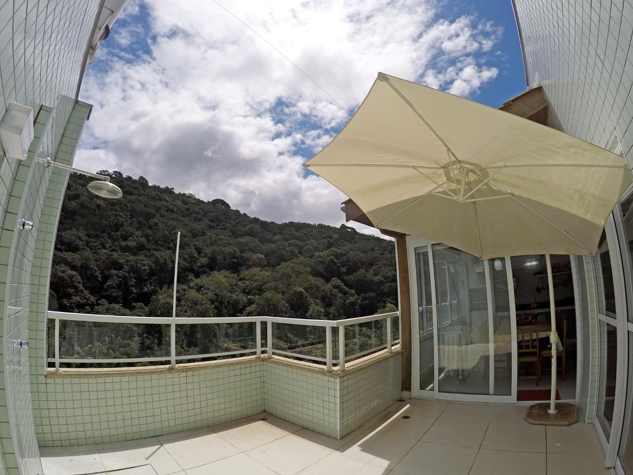Apartment with Mountain View - Photo 37