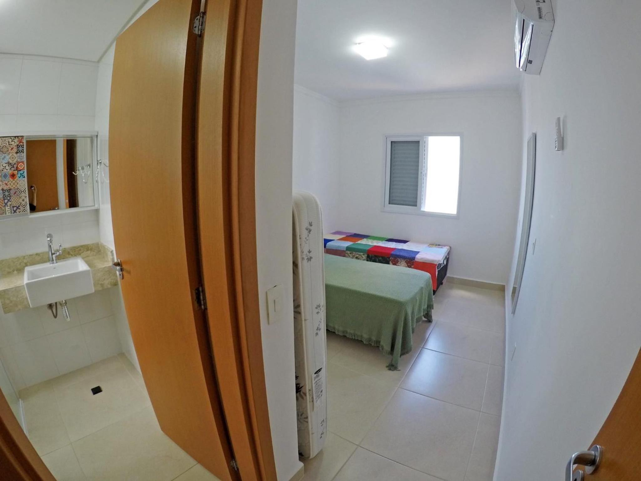 Apartment with Mountain View - Photo 1