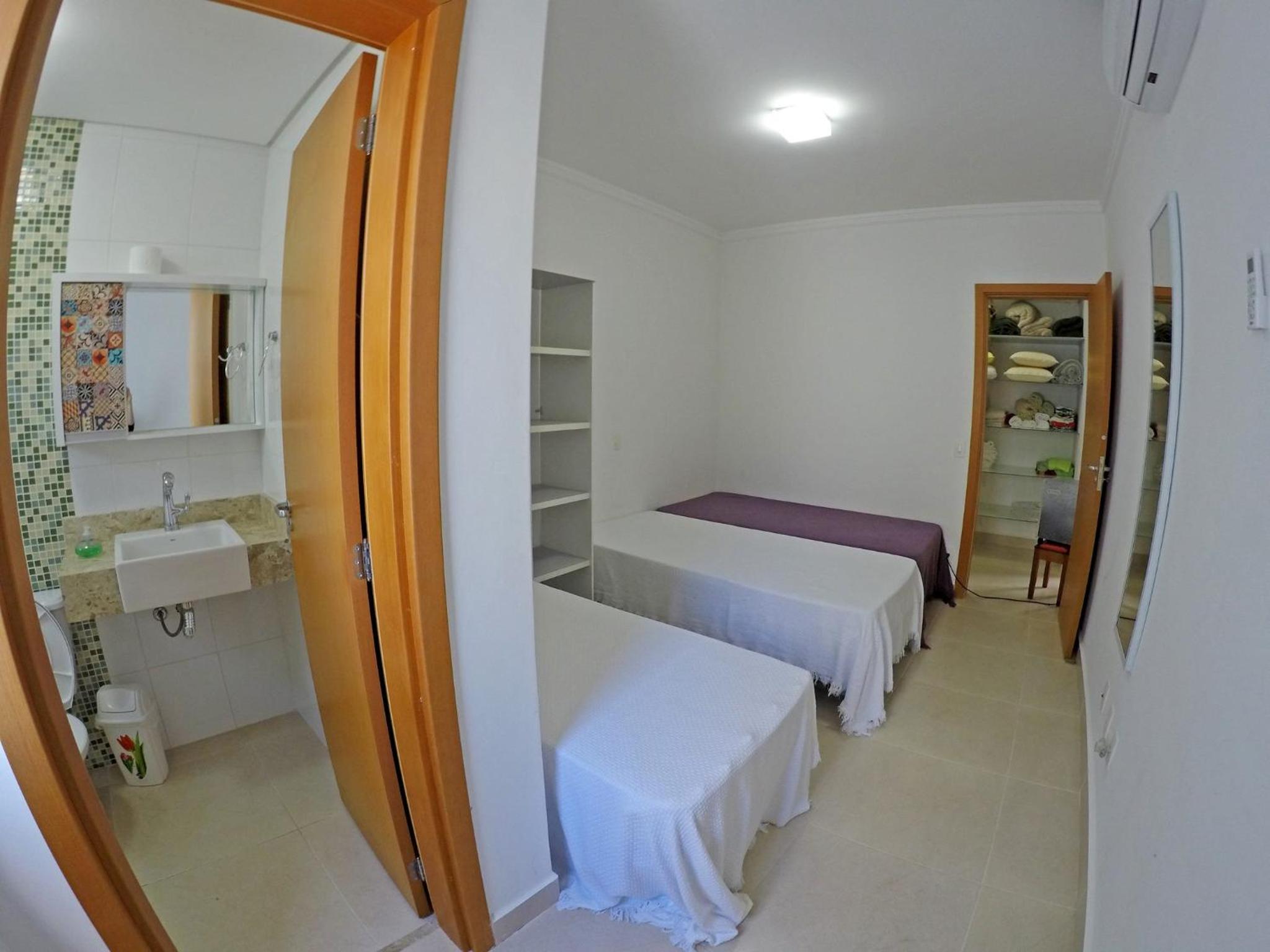 Apartment with Mountain View - Photo 16