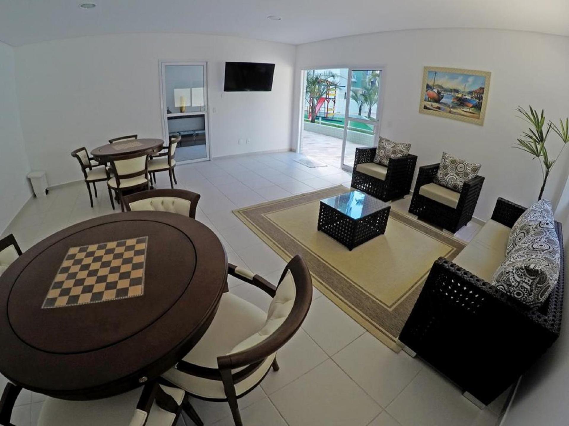 Apartment with Mountain View - Photo 27