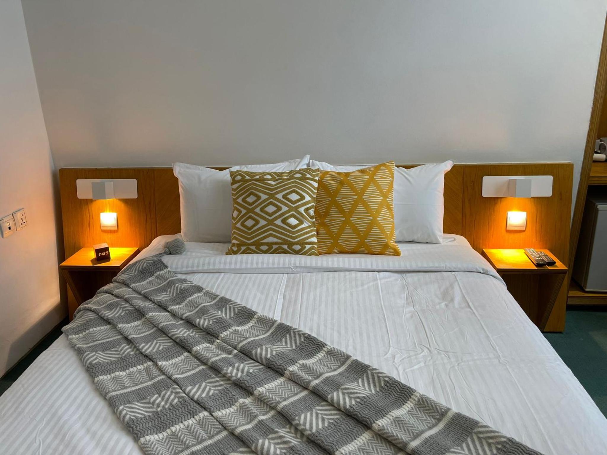 Deluxe Queen Room photo 1