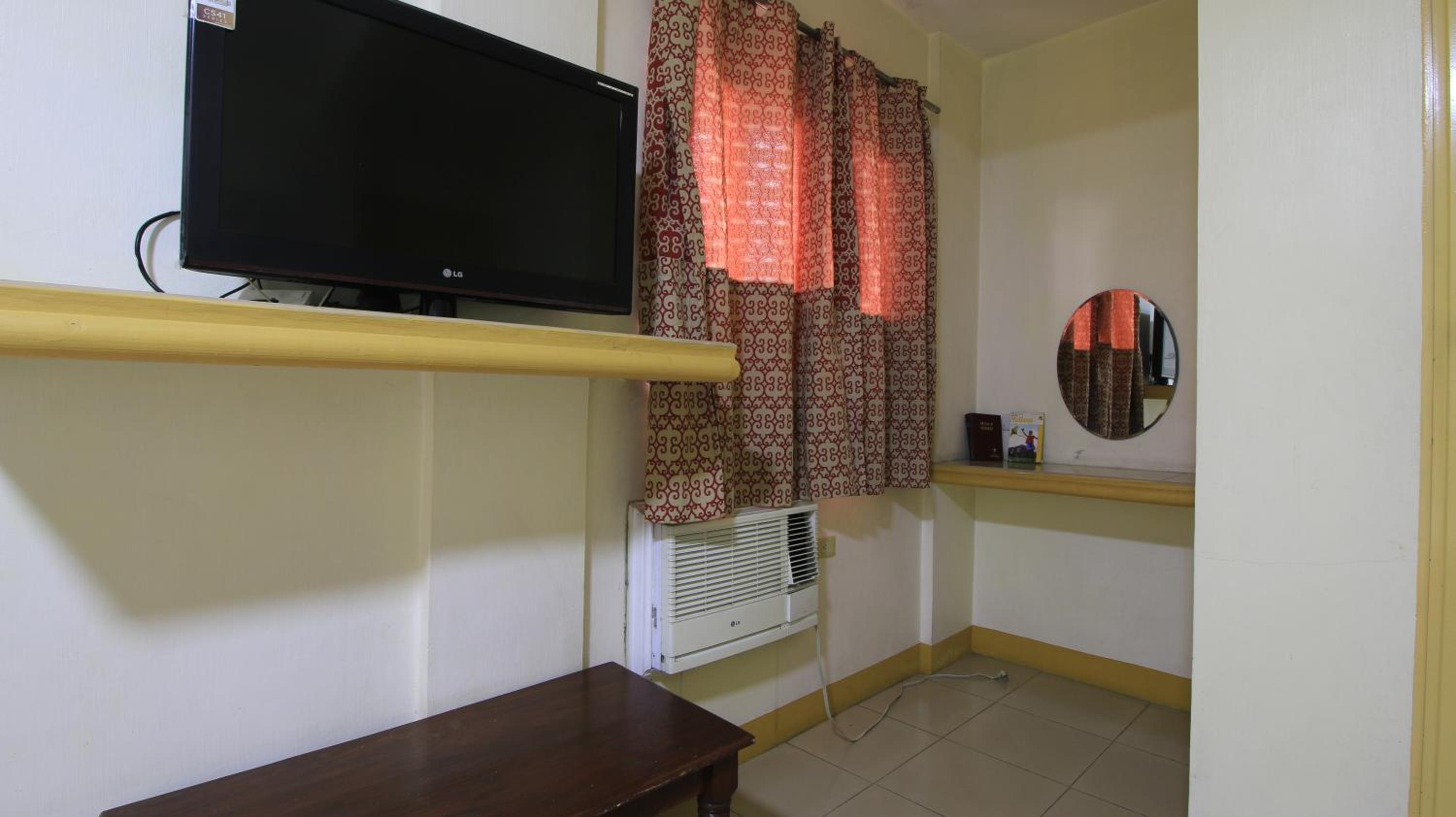 Standard Double Room photo 3