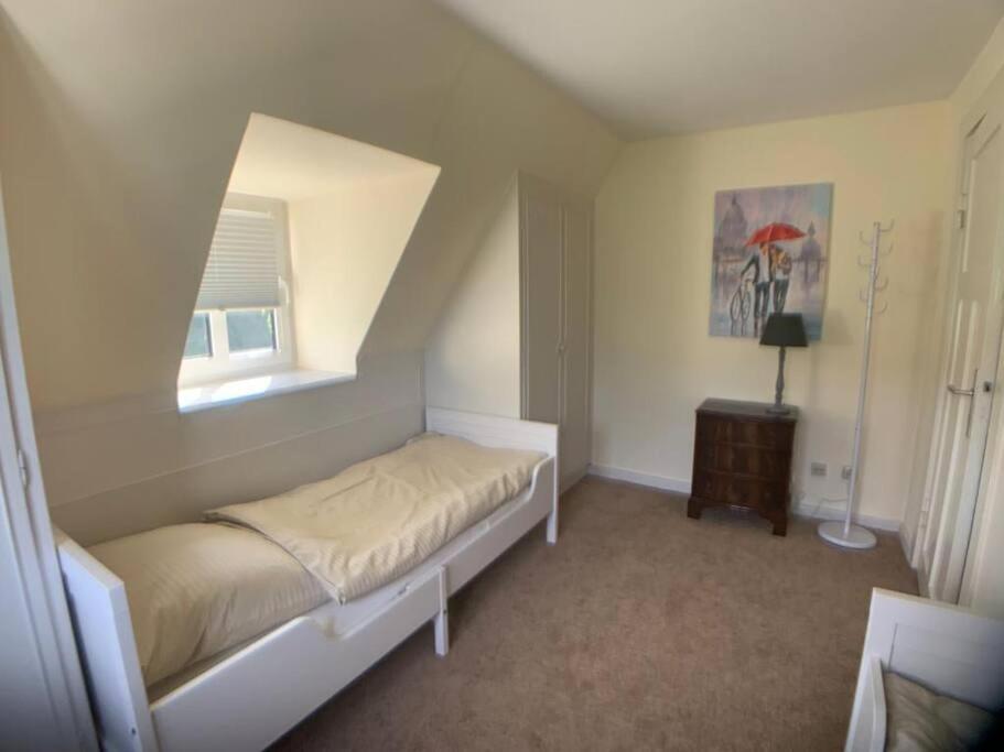 Three-Bedroom House photo 1
