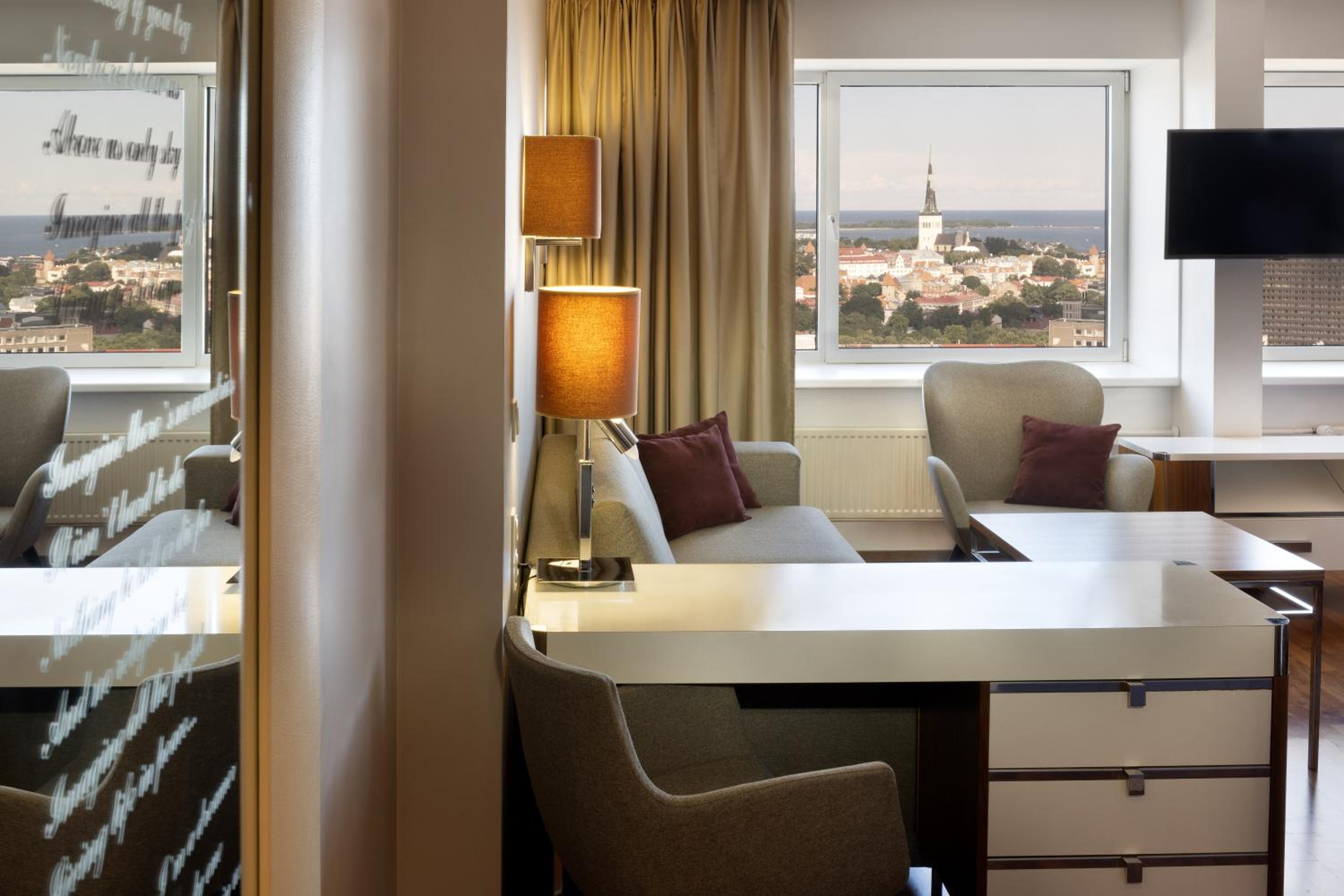 Premium Room - Photo 3