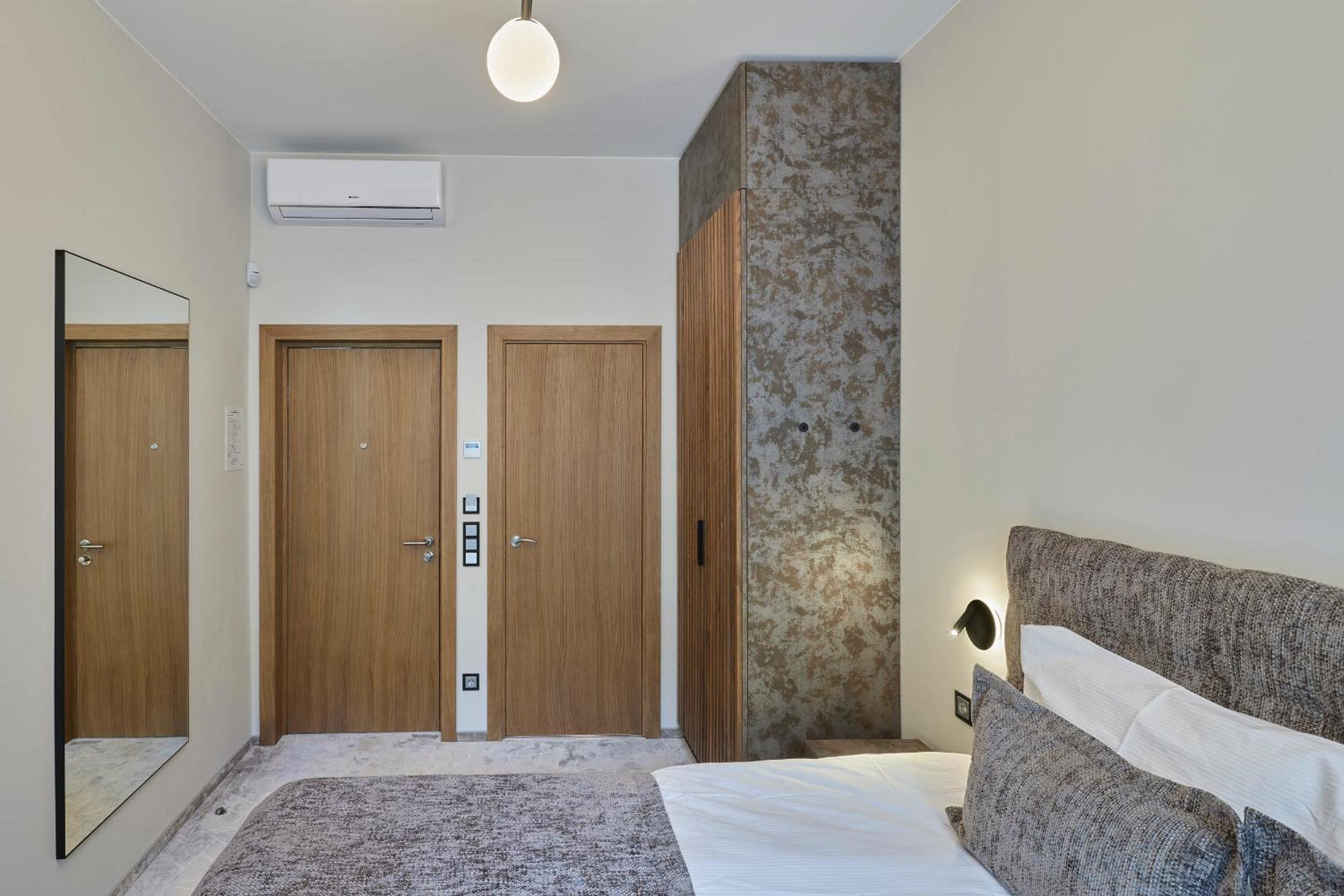 Double Room - Photo 1