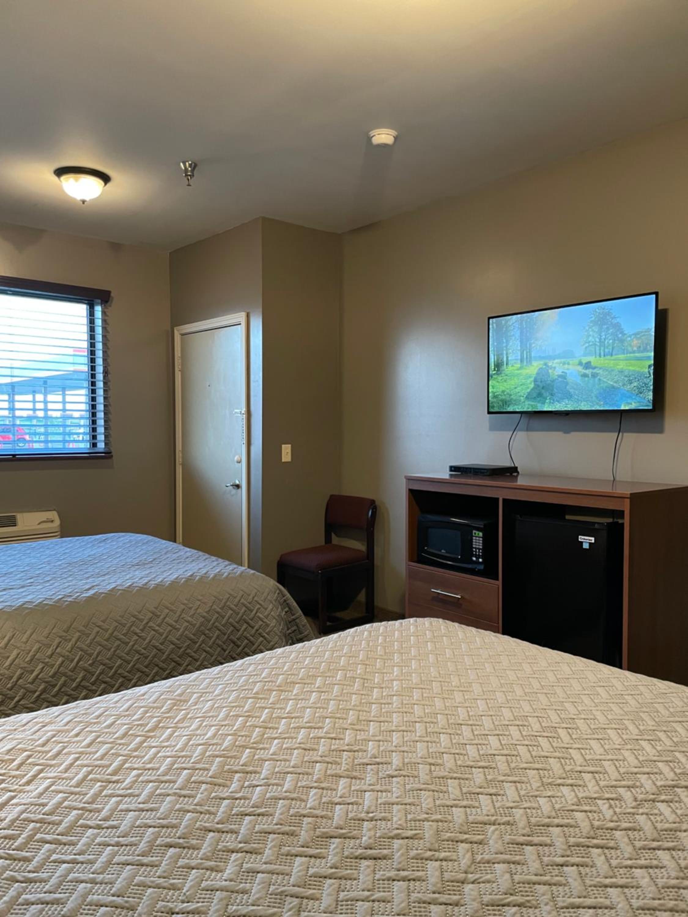Queen Room