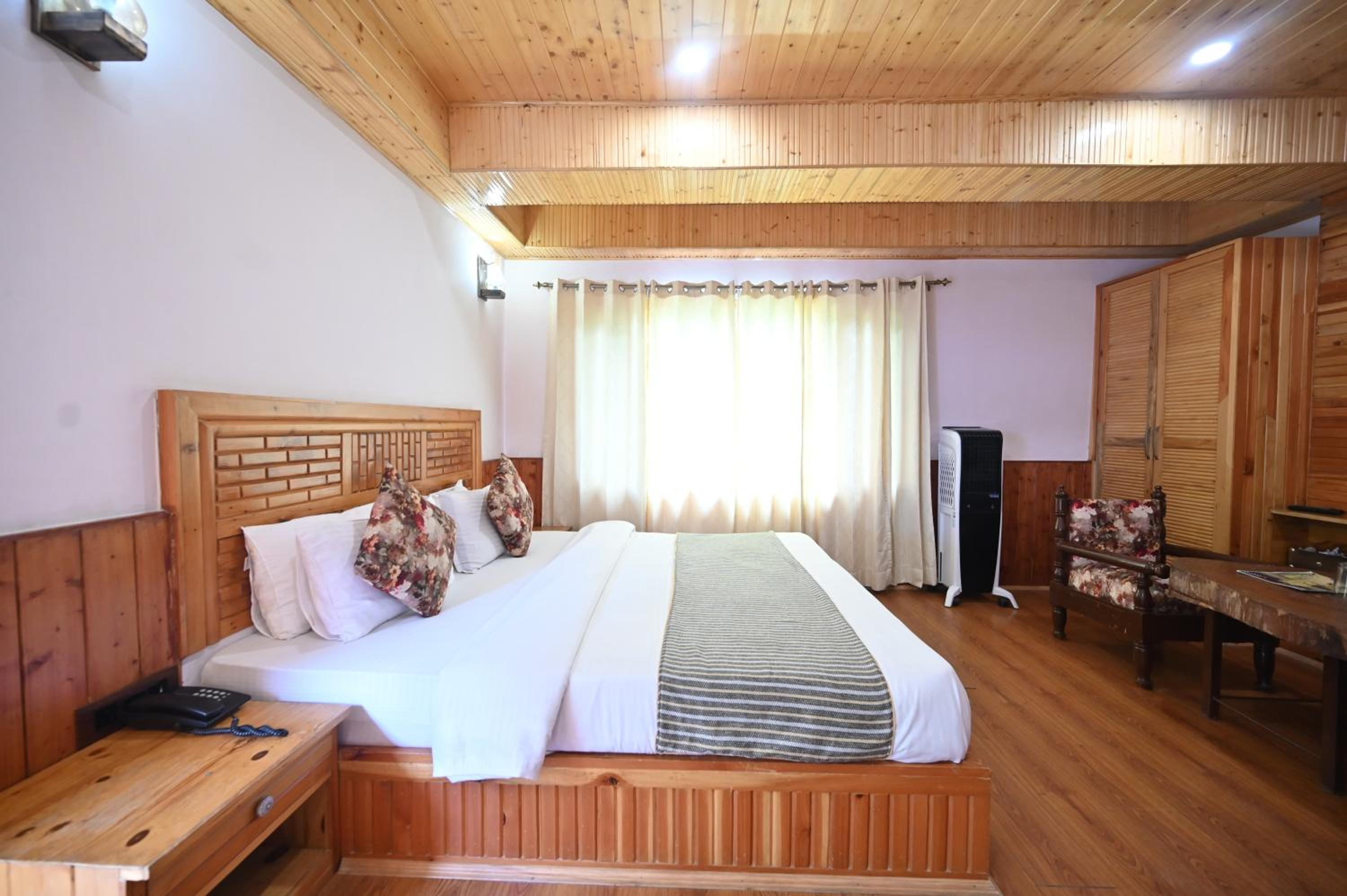 Double Room with Mountain View