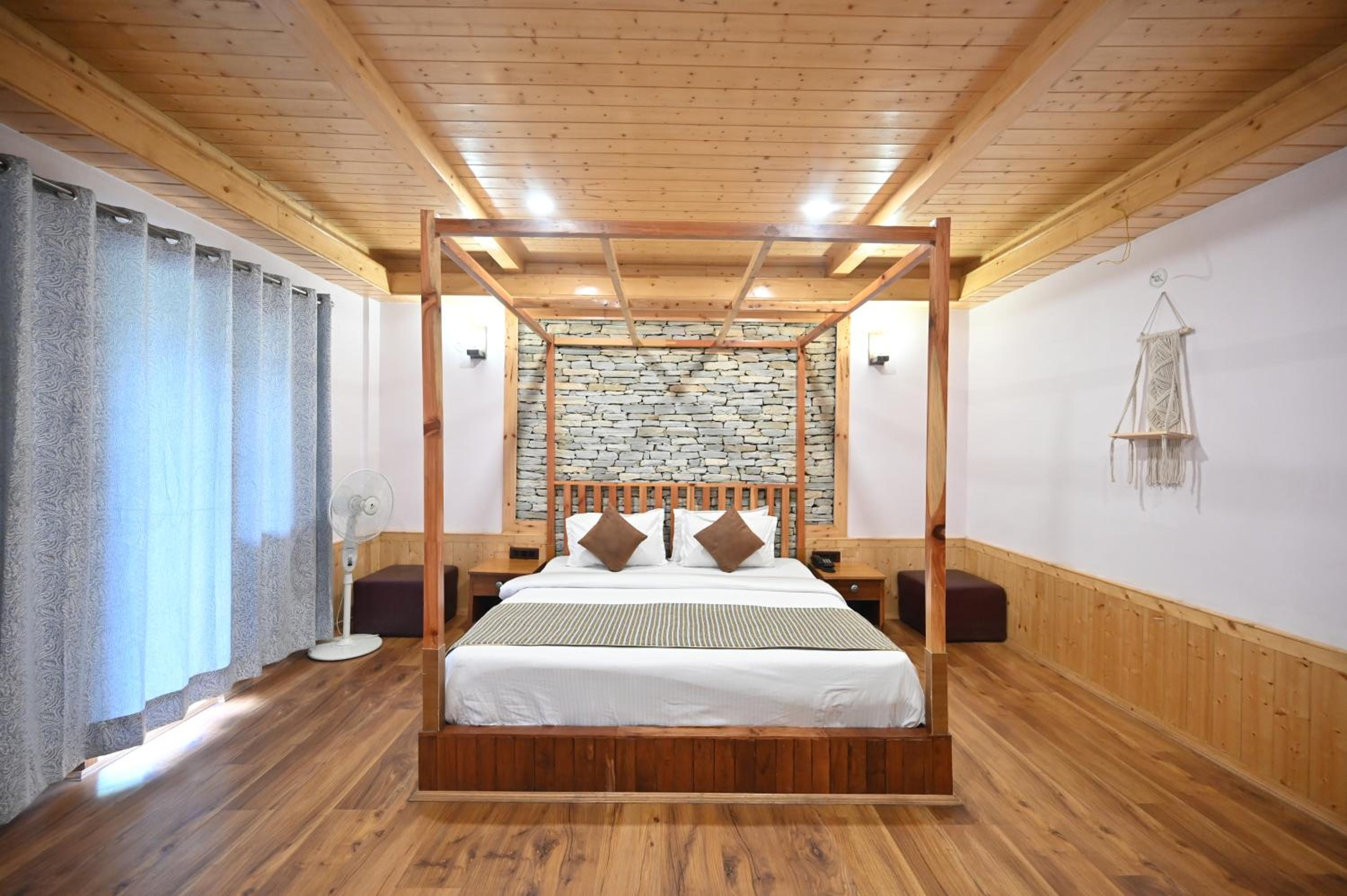 King Room with Balcony