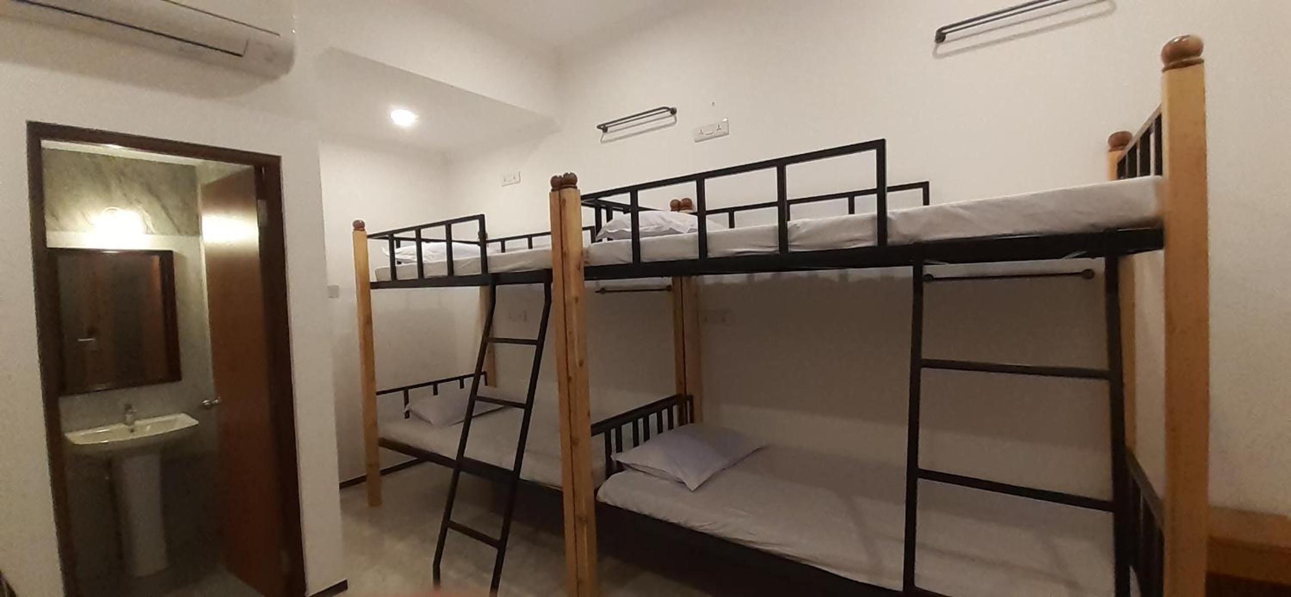 Double Room with Balcony photo 3