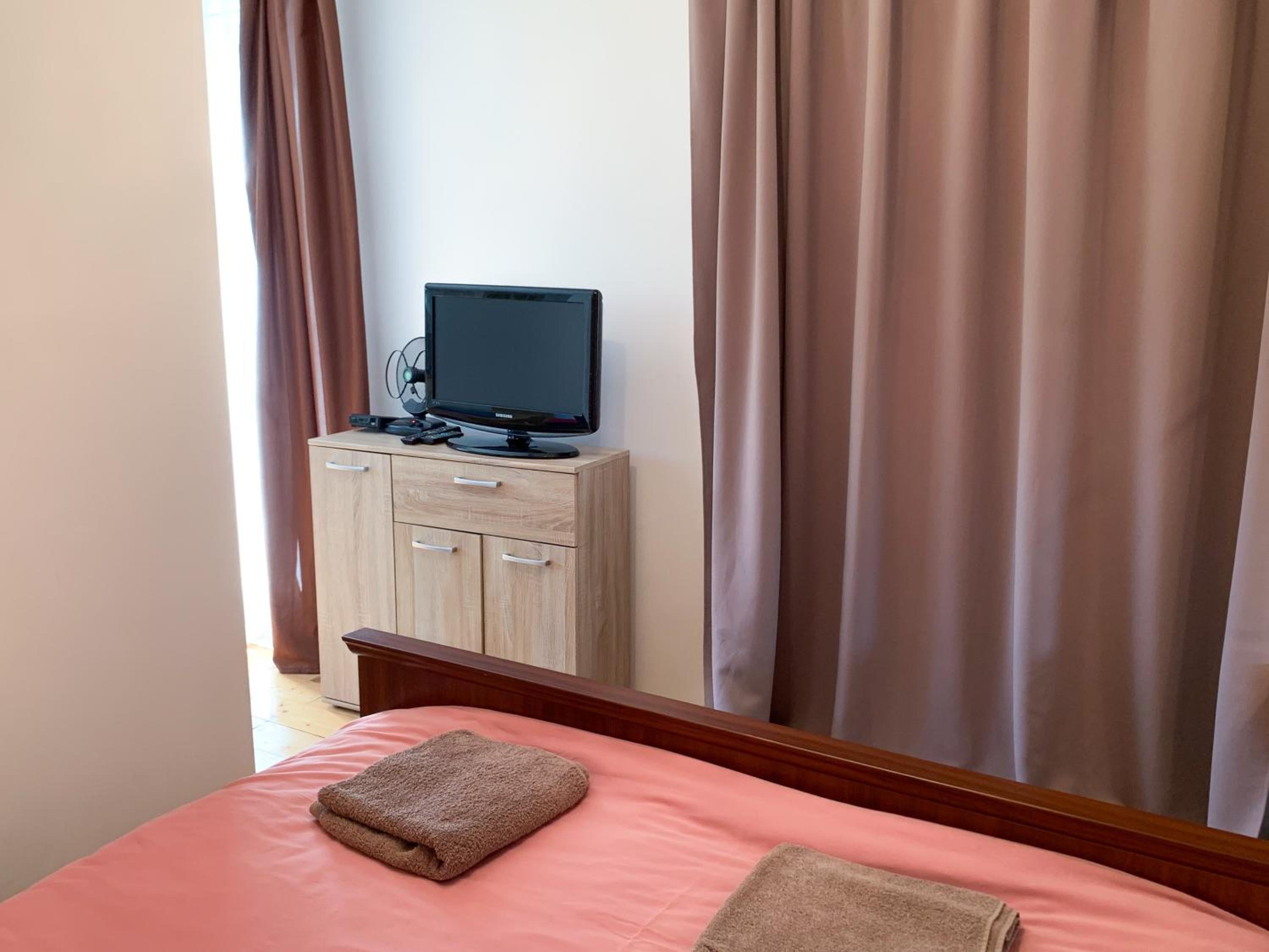 One-Bedroom Bungalow