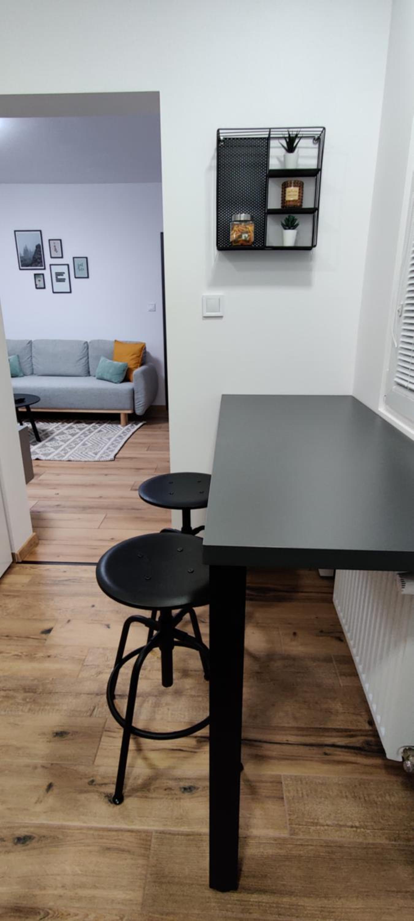 Apartment with Terrace - Photo 20