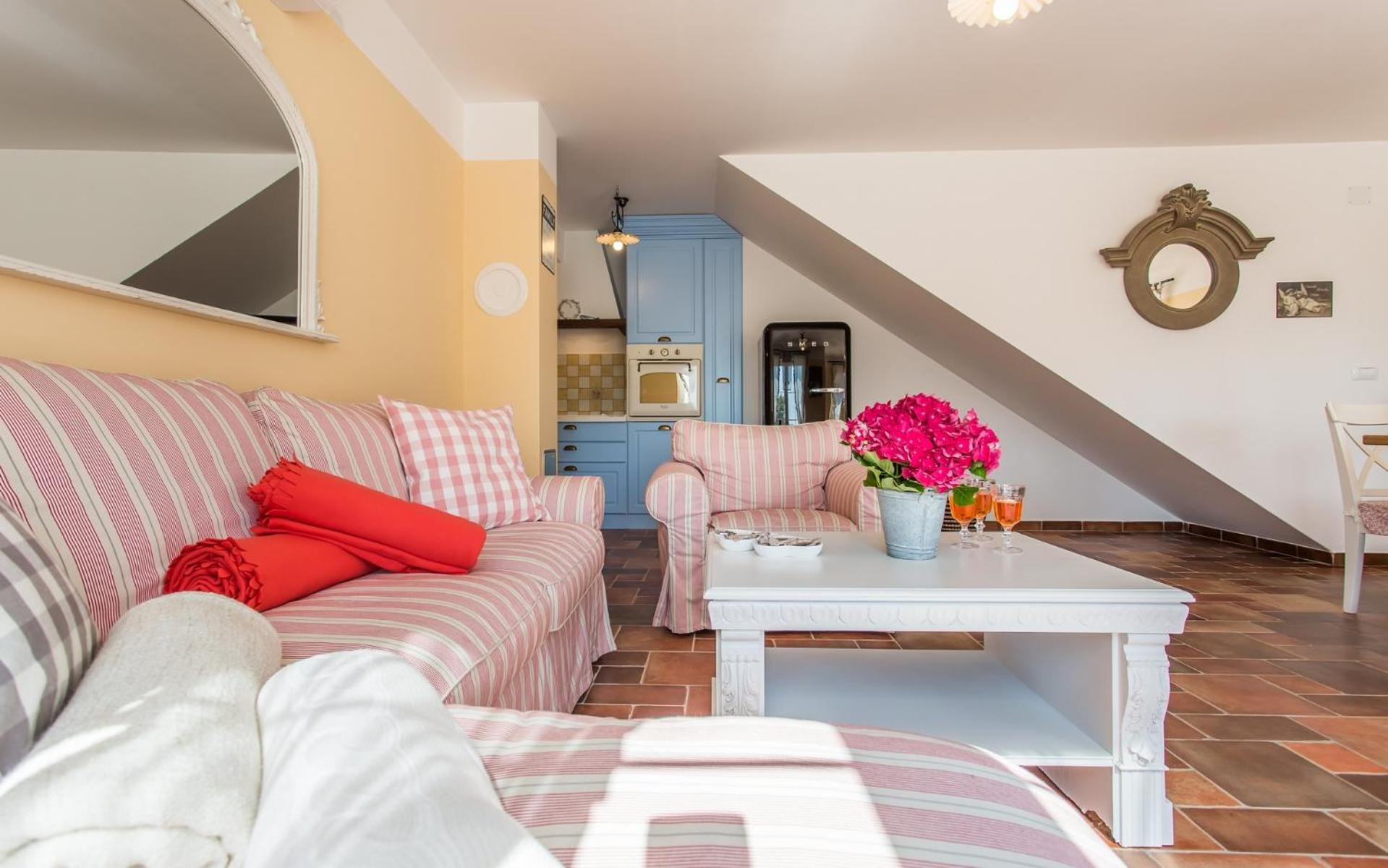 Villa photo 1