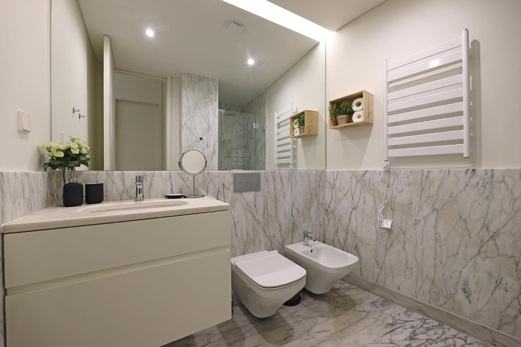 One-Bedroom Apartment - Photo 19