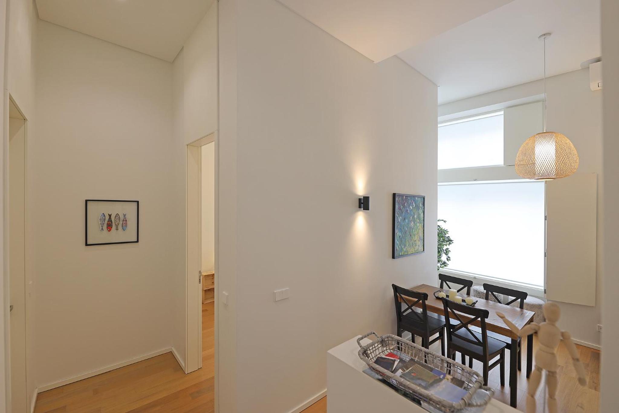 One-Bedroom Apartment - Photo 5
