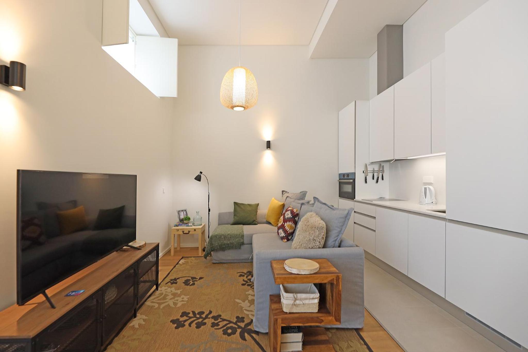 One-Bedroom Apartment - Photo 16