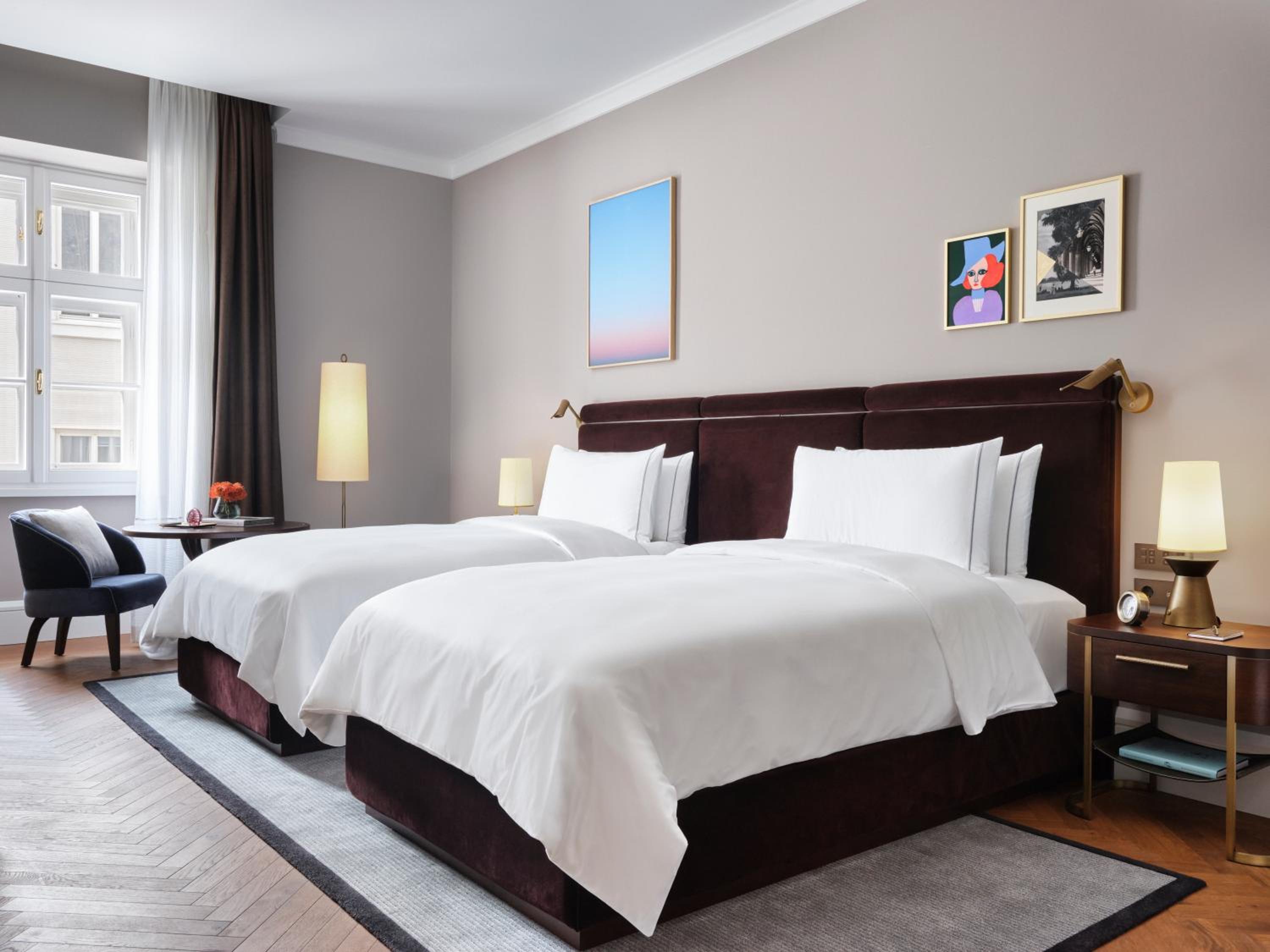 Deluxe Twin Room