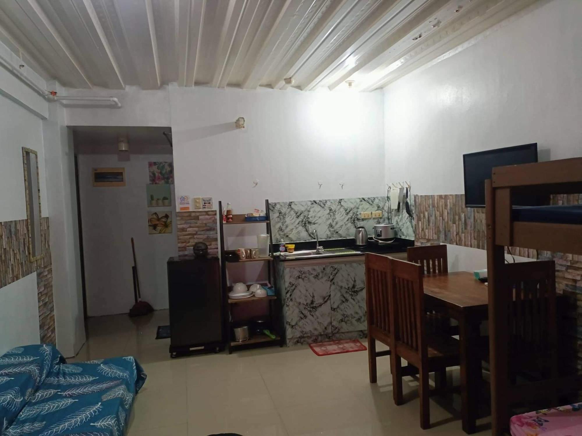 Family Room - Photo 2