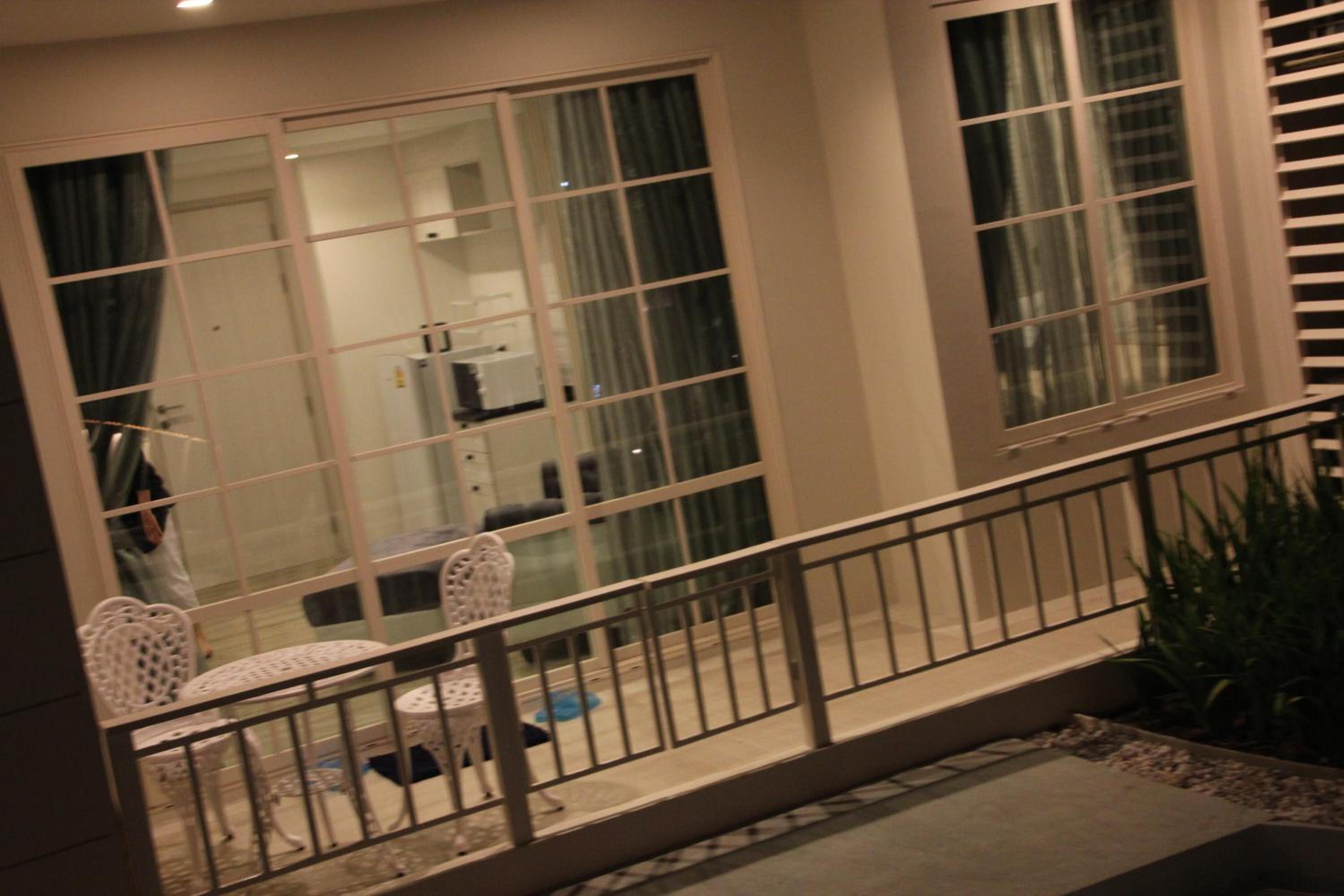 Apartment with Pool View  - Photo 21