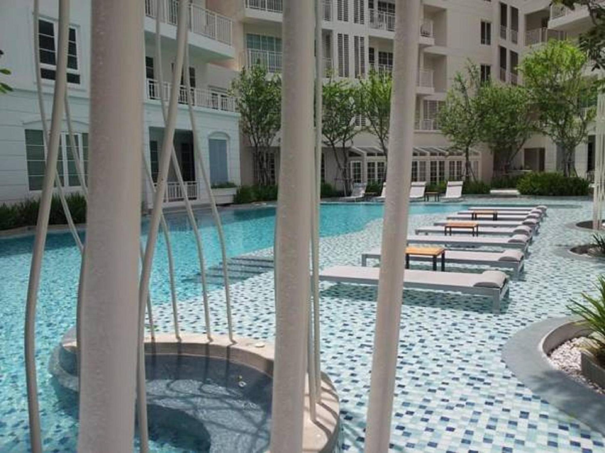 Apartment with Pool View  - Photo 11