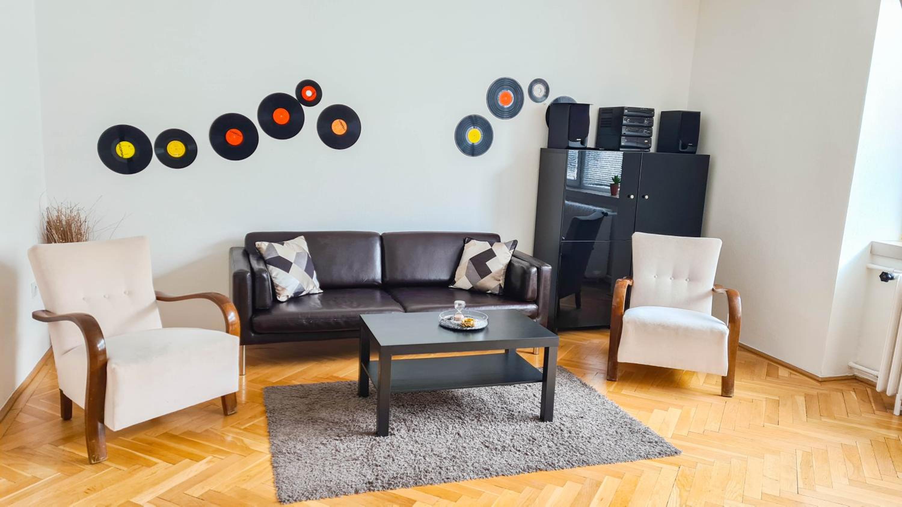 Two-Bedroom Apartment - Photo 1