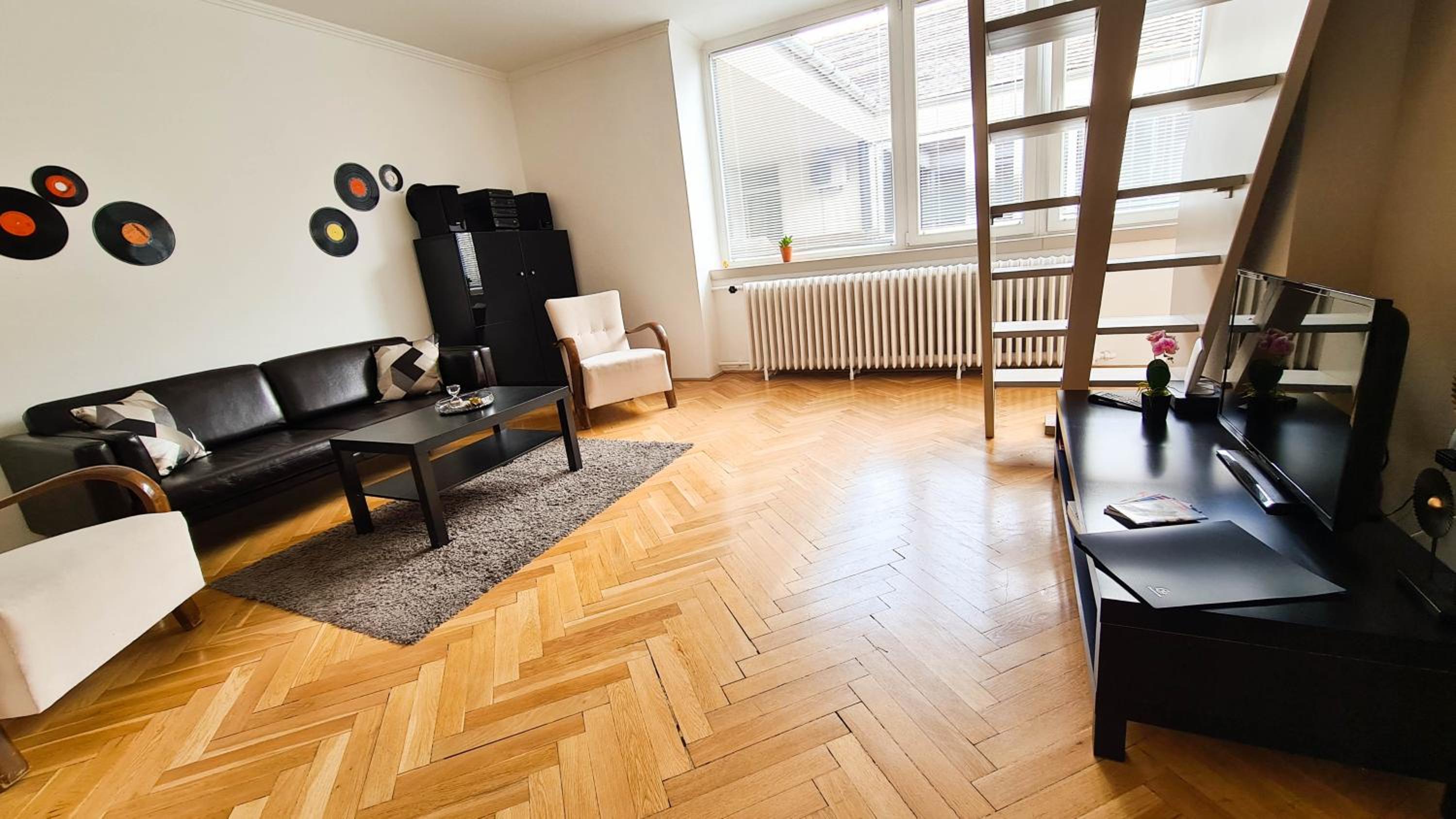 Two-Bedroom Apartment - Photo 10