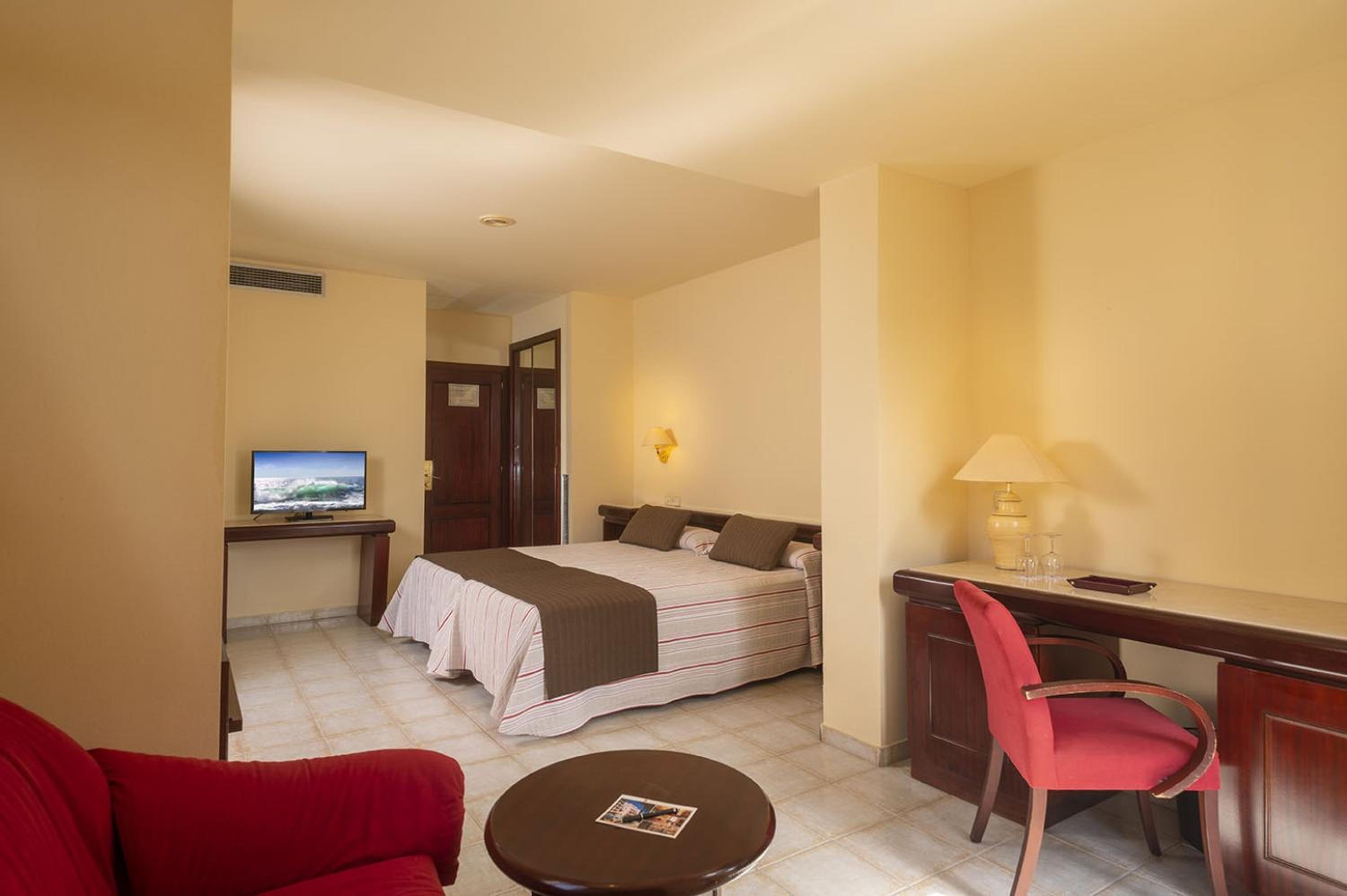 Junior Suite - Photo 1