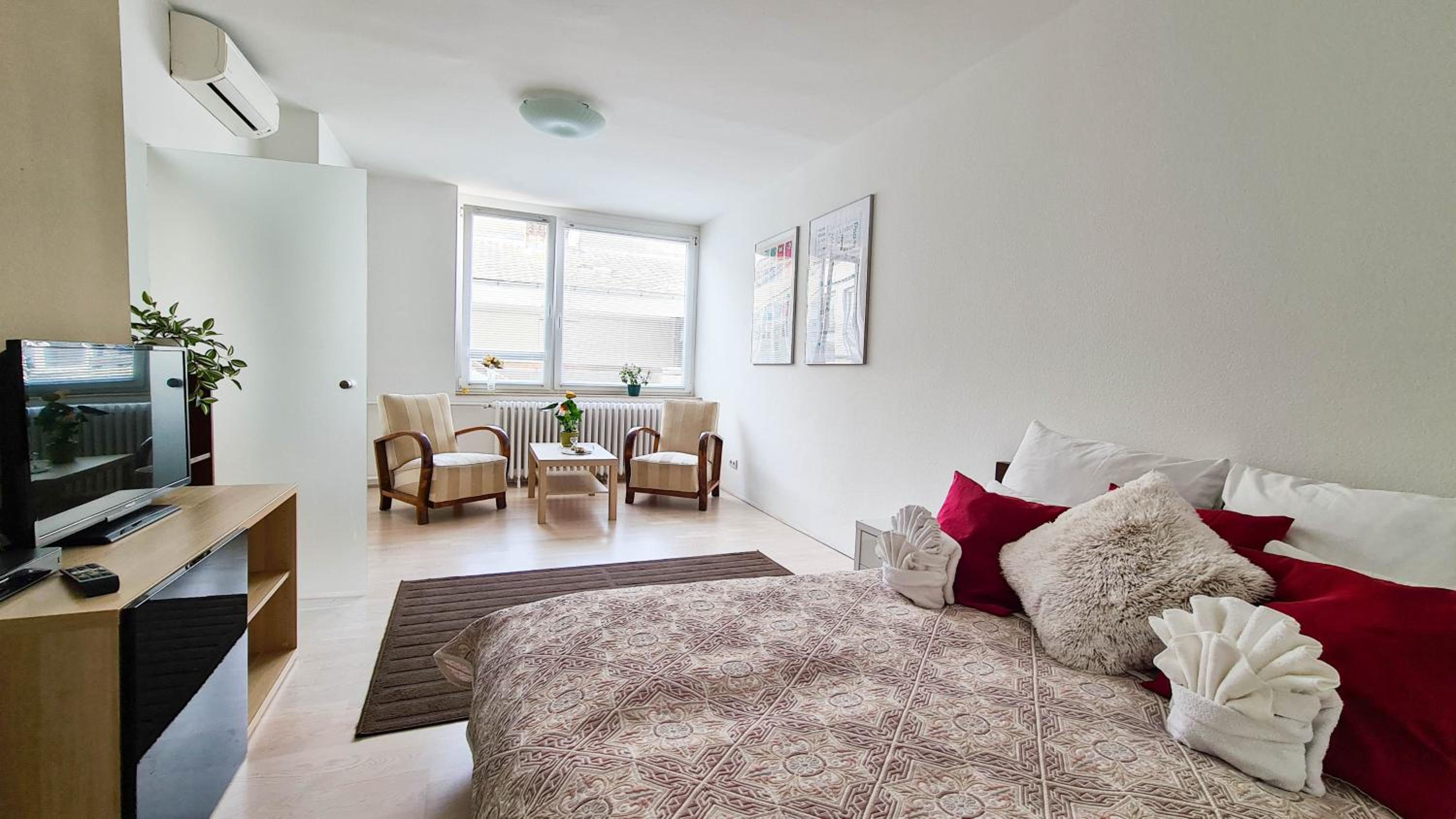 Three-Bedroom Apartment - Photo 1
