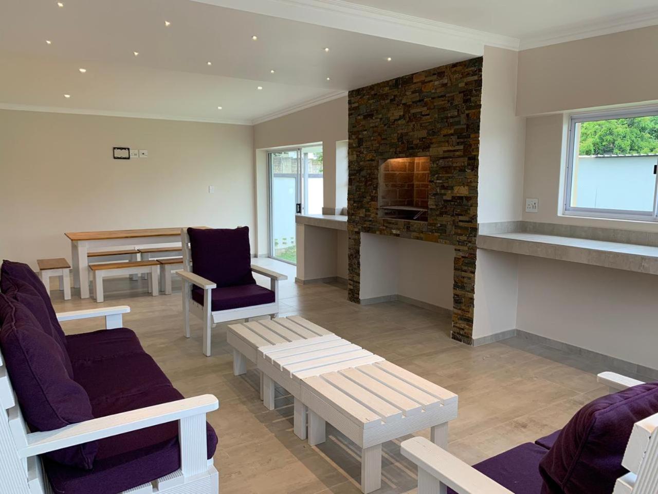 Family Room photo 2