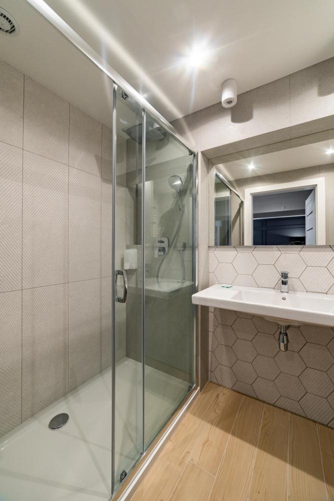 Apartment - Photo 8