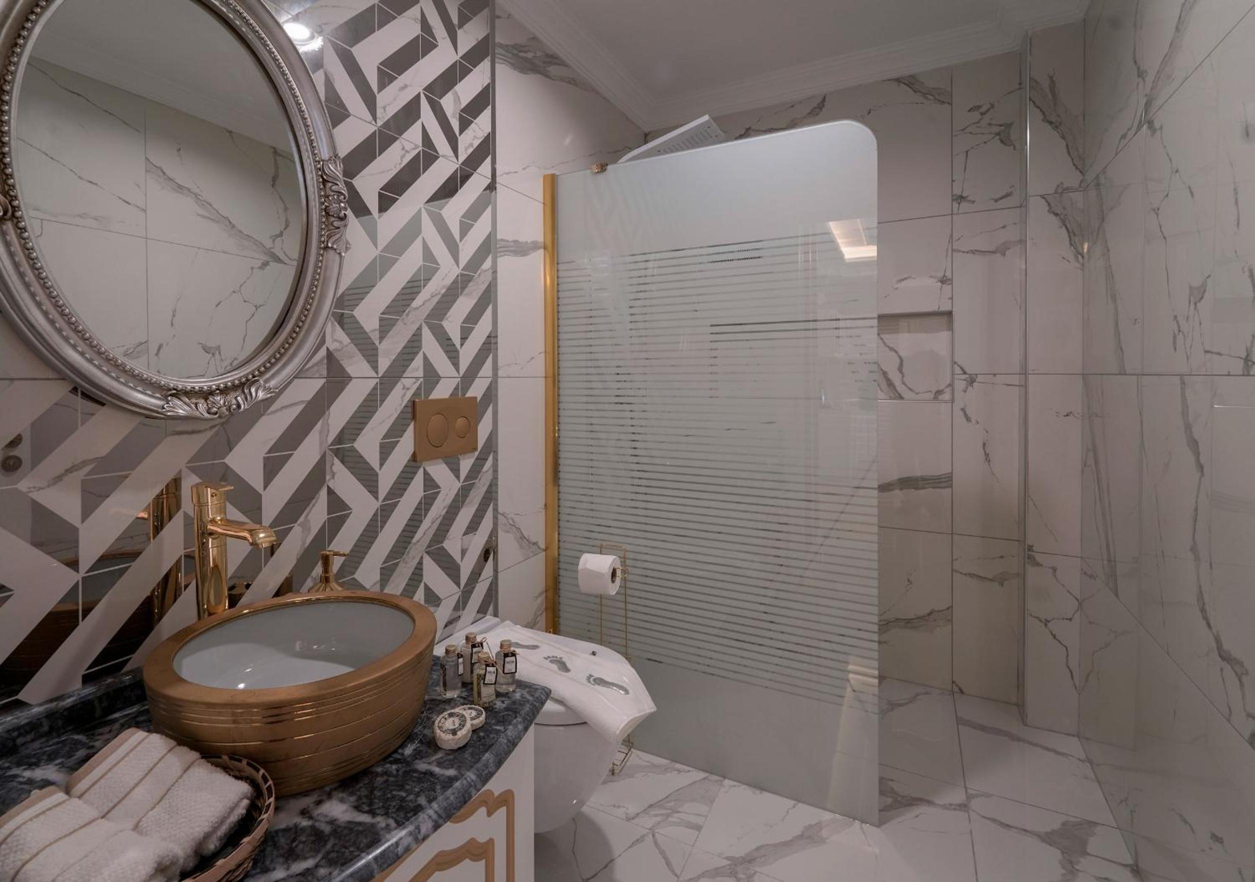 King Suite - Photo 9