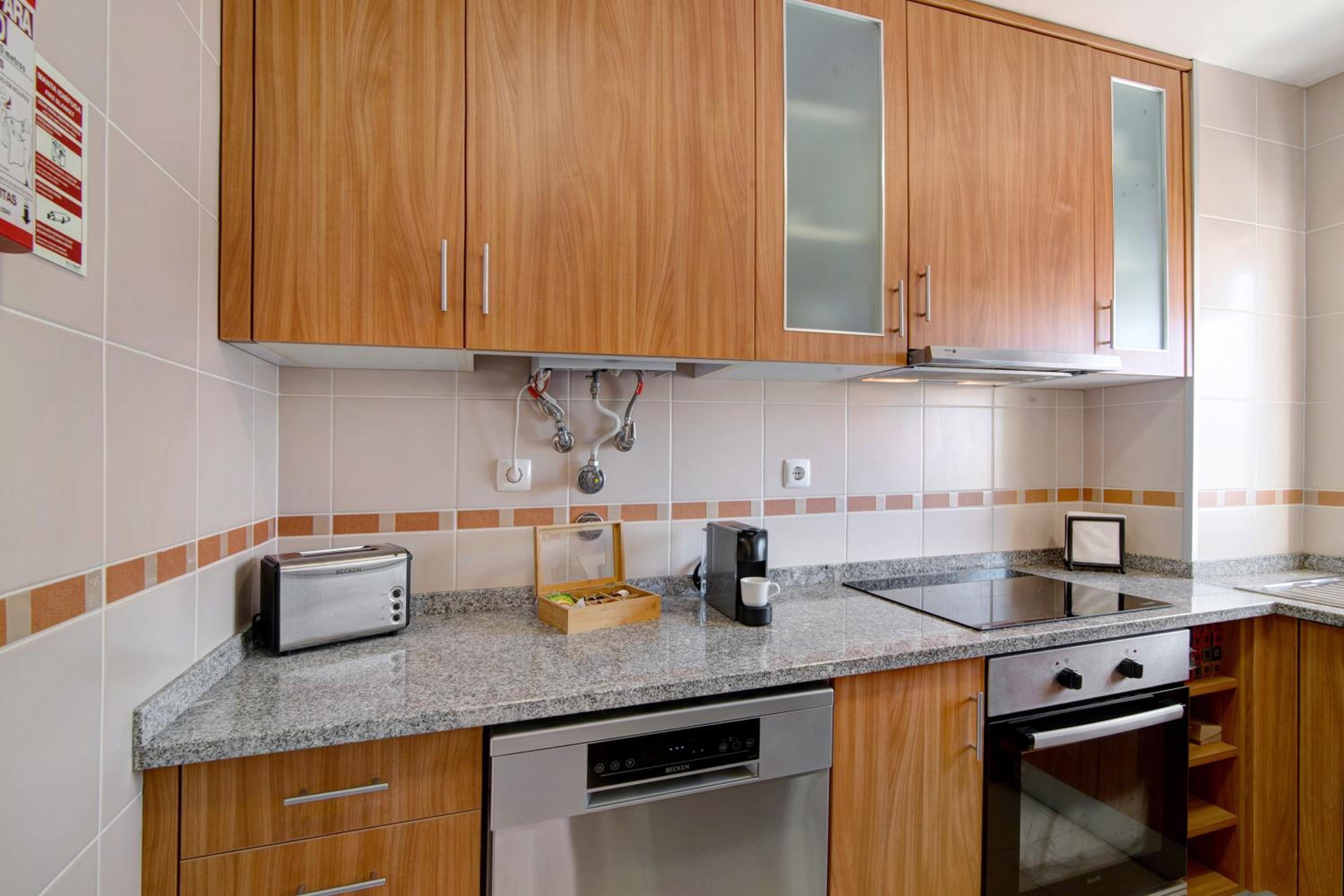 Superior One-Bedroom Apartment with Balcony - Photo 13