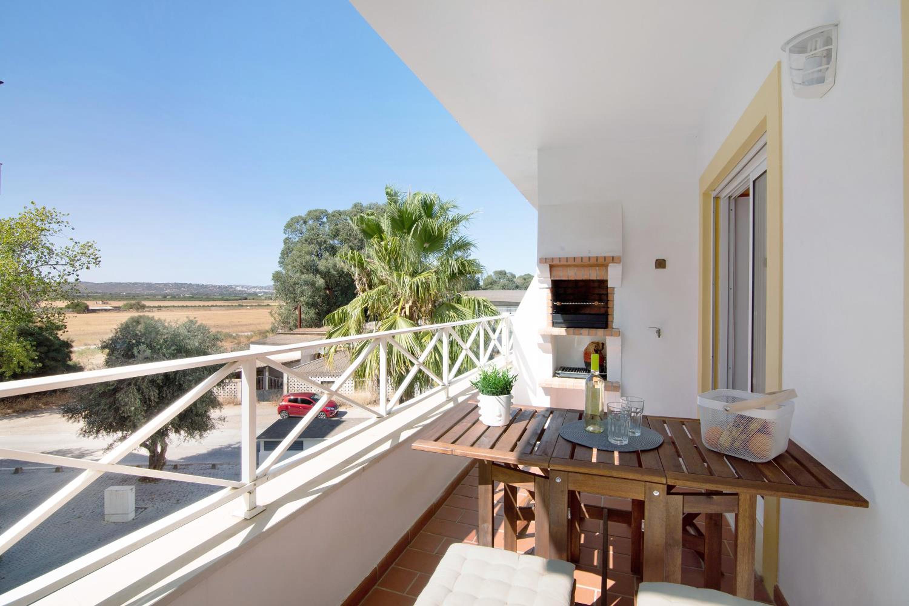 Superior One-Bedroom Apartment with Balcony - Photo 23
