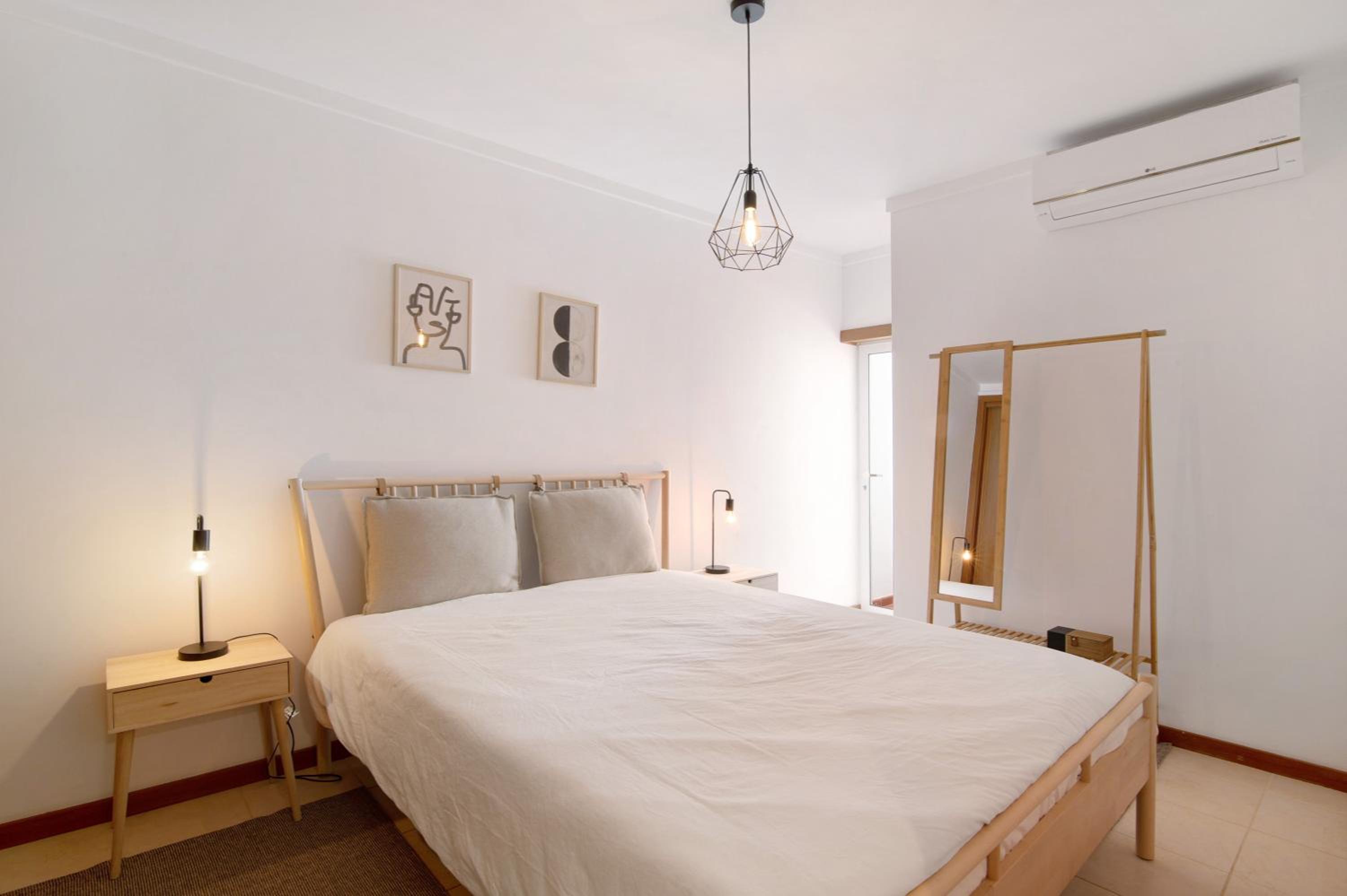 Superior One-Bedroom Apartment with Balcony - Photo 10