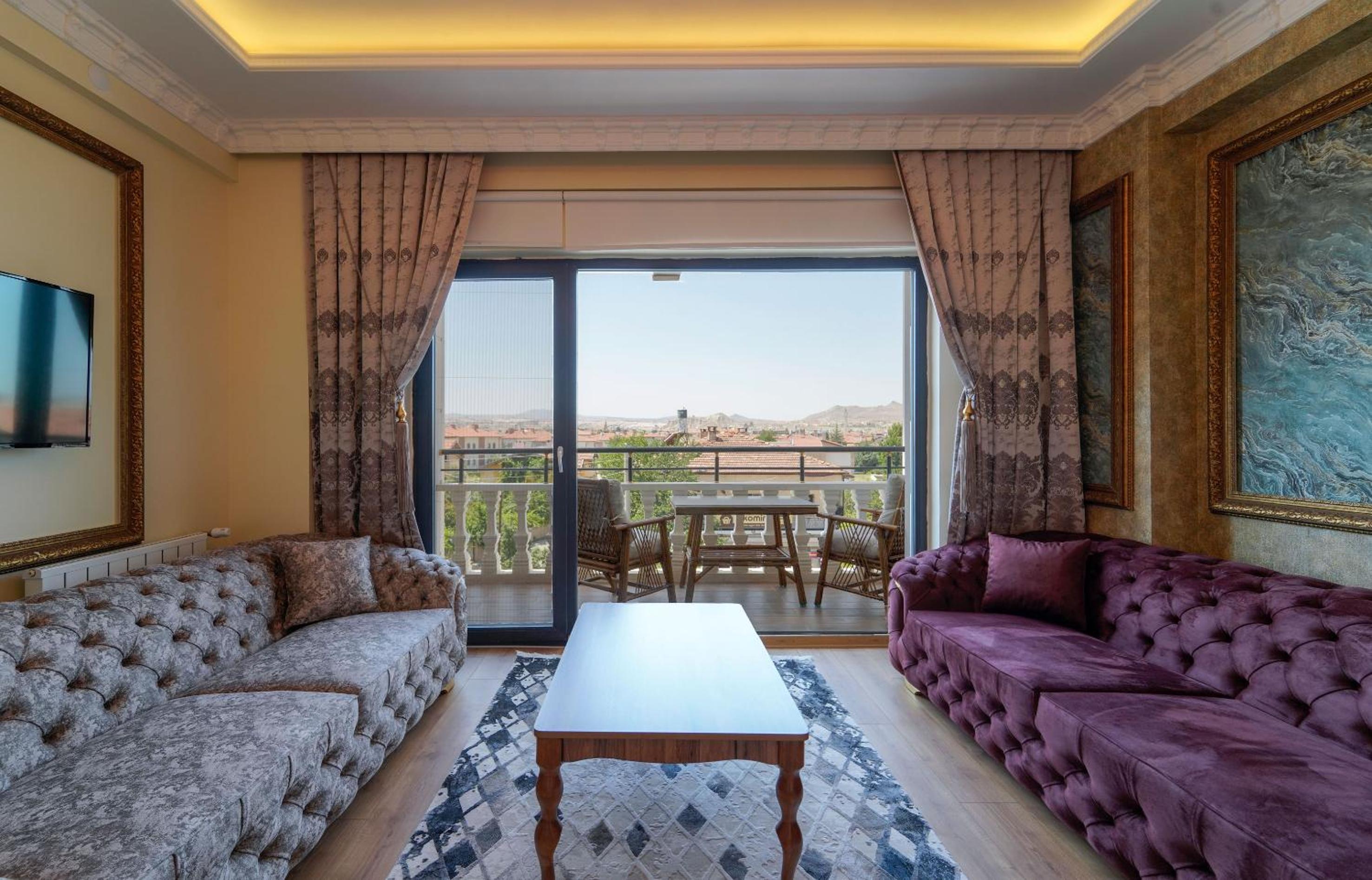King Suite - Photo 1